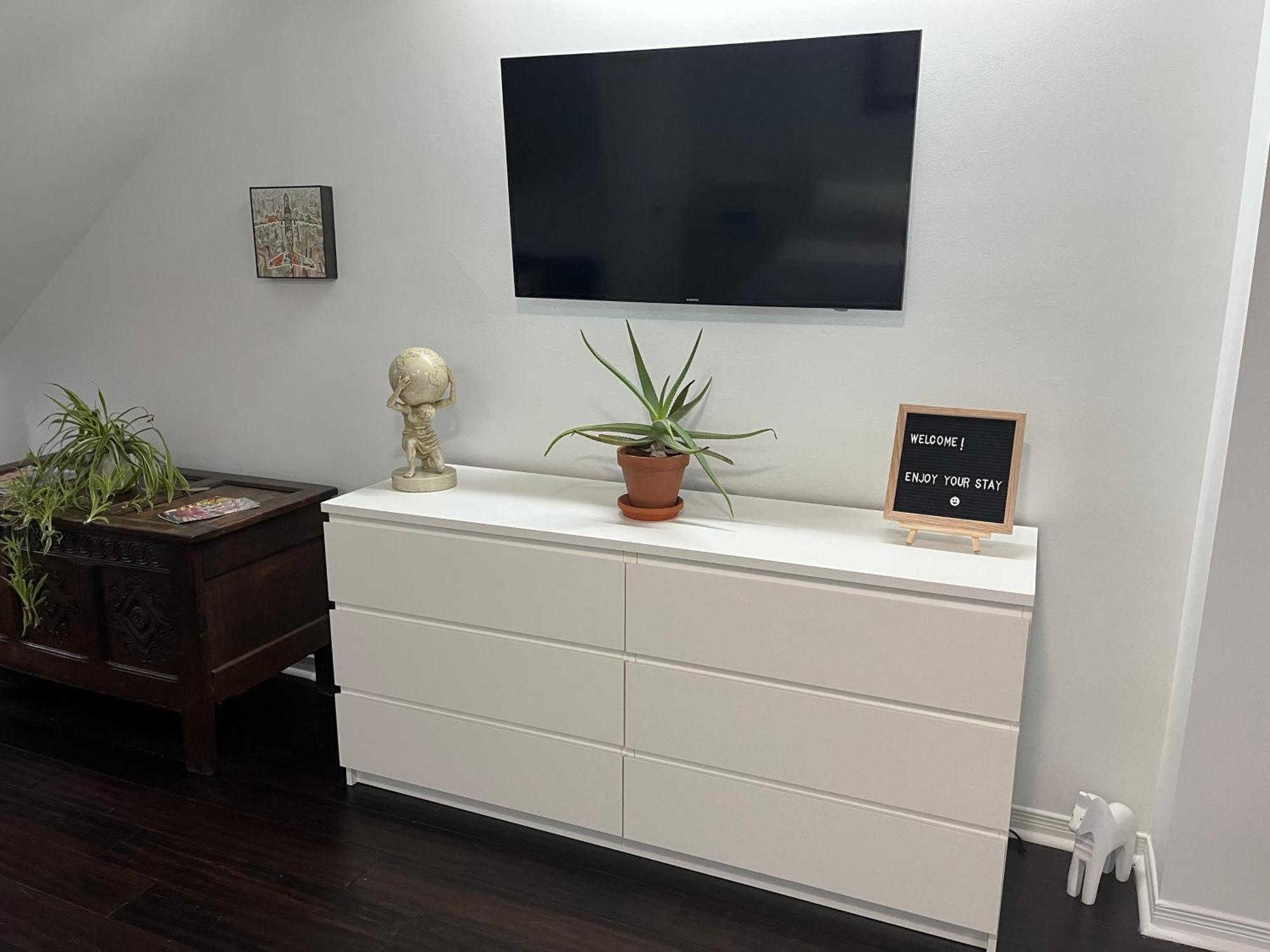 Bright, Private, Peaceful With Retail Conveniences Steps Away * Toronto