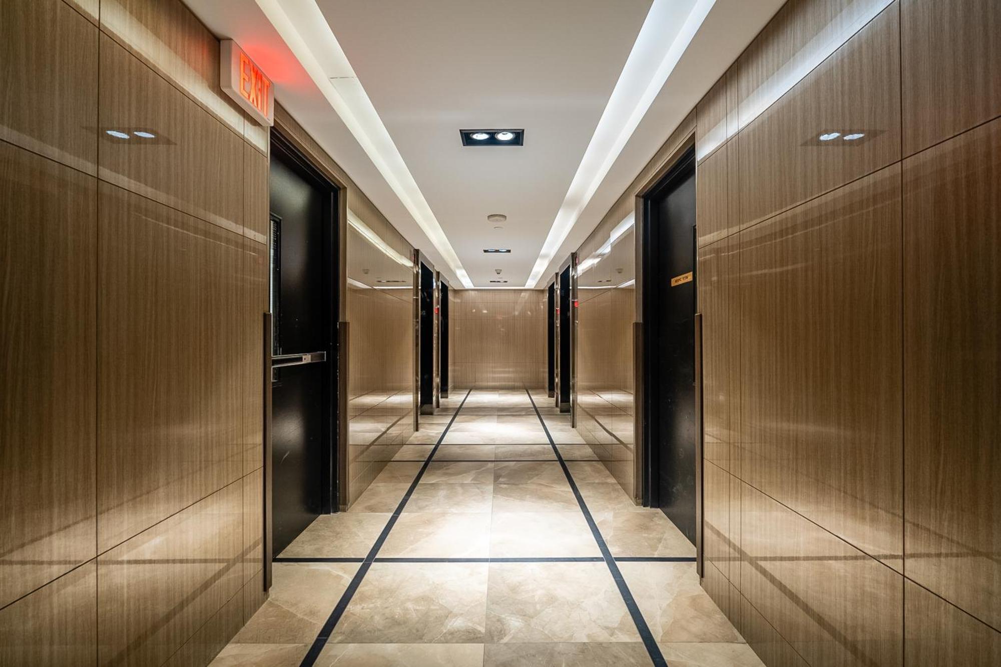 Modern Dunfield Ave By Globalstay Apartment Toronto