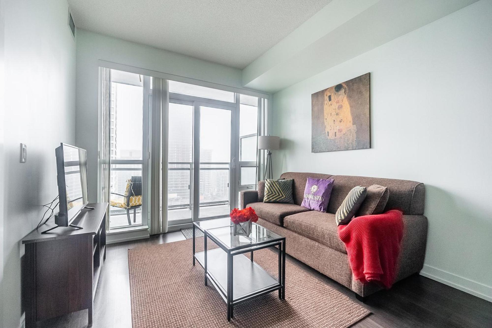 Modern Dunfield Ave By Globalstay Apartment Toronto