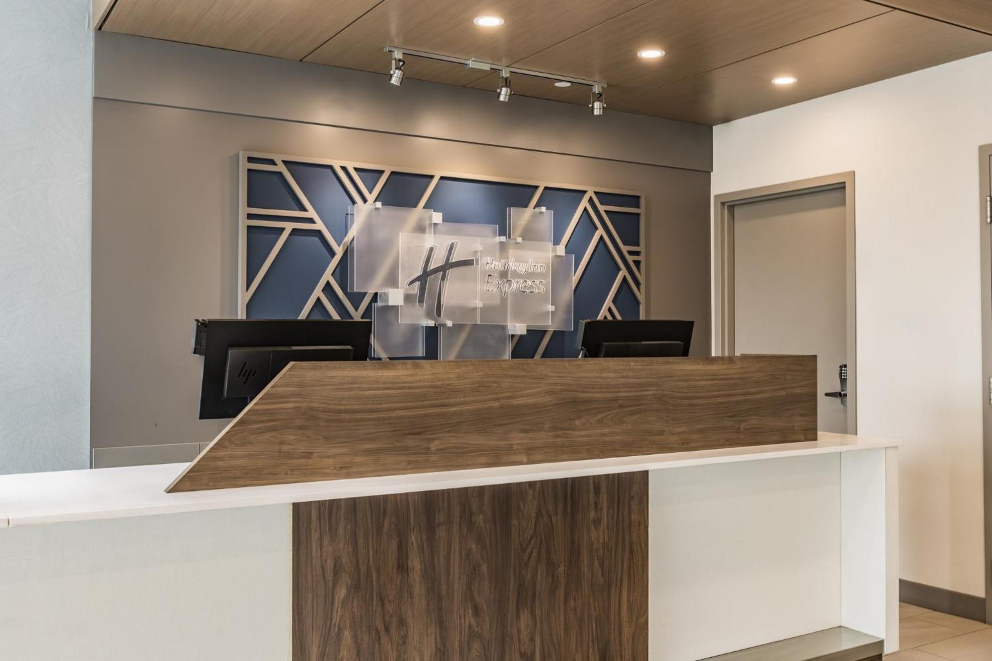 Express Toronto-north York By Ihg Hotel Toronto