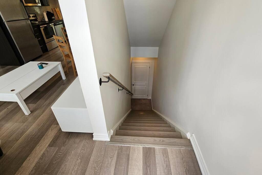 Entire 2 Bedroom Townhouse In Toronto! *