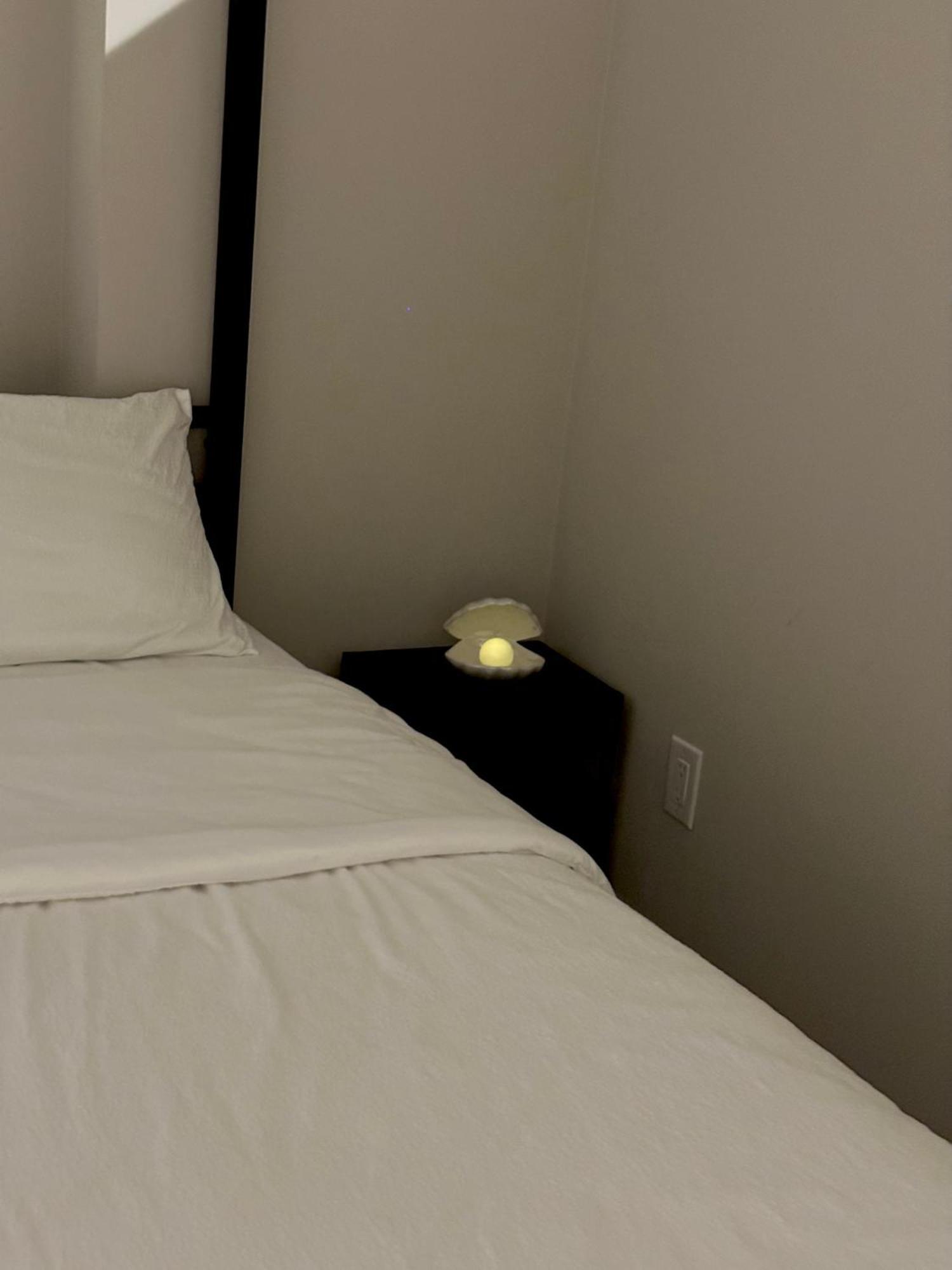 House Of Ce Guest house Toronto