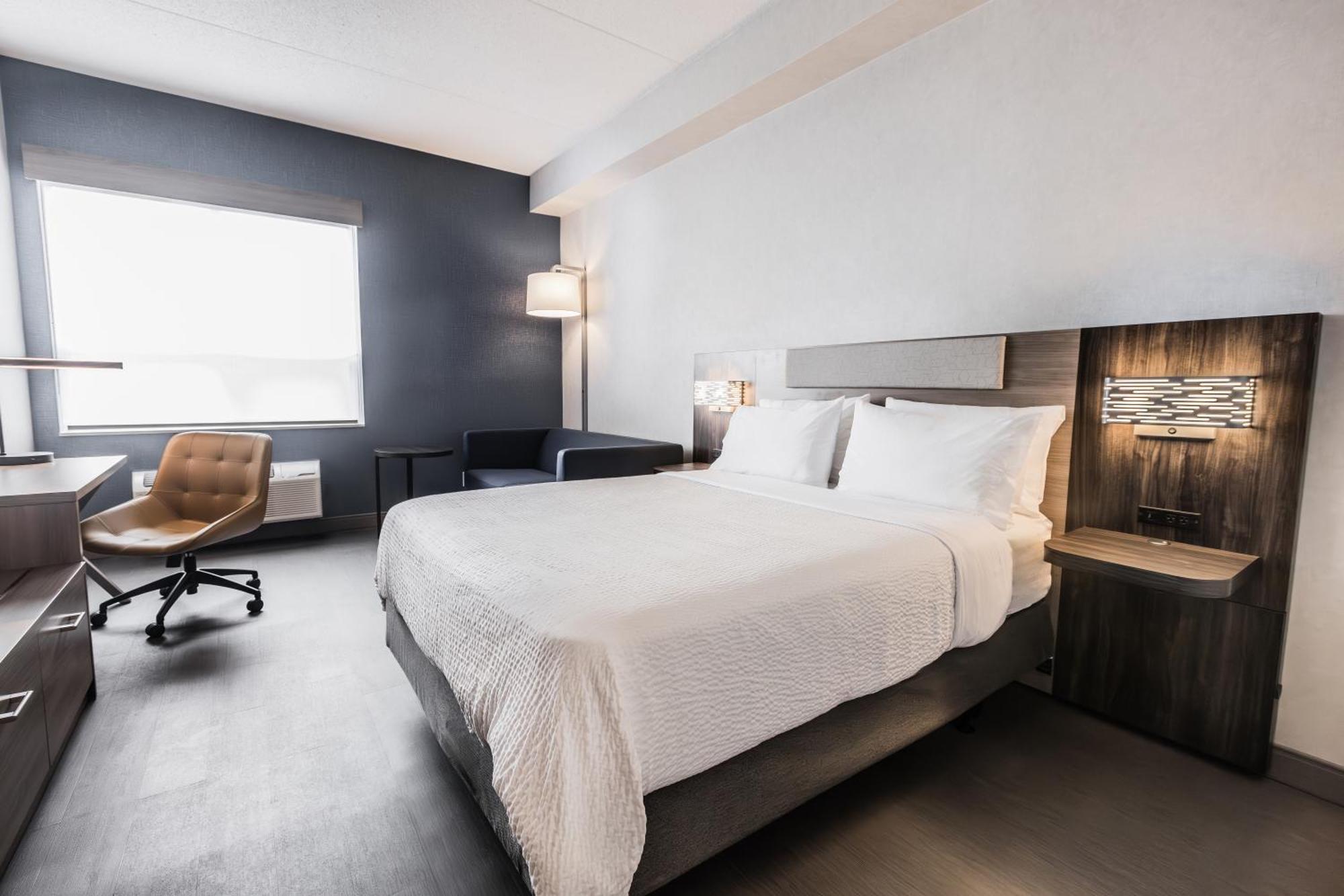 Express Toronto-north York By Ihg 3*