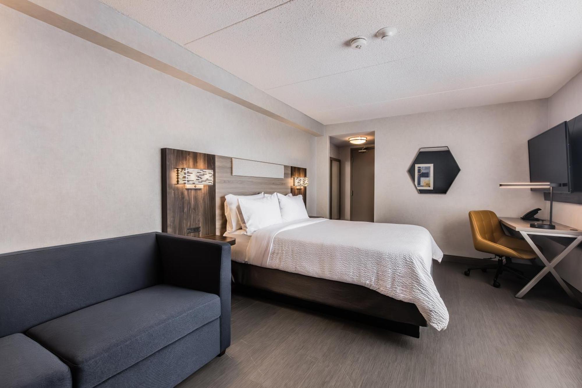 Hotel Express Toronto-north York By Ihg 3*