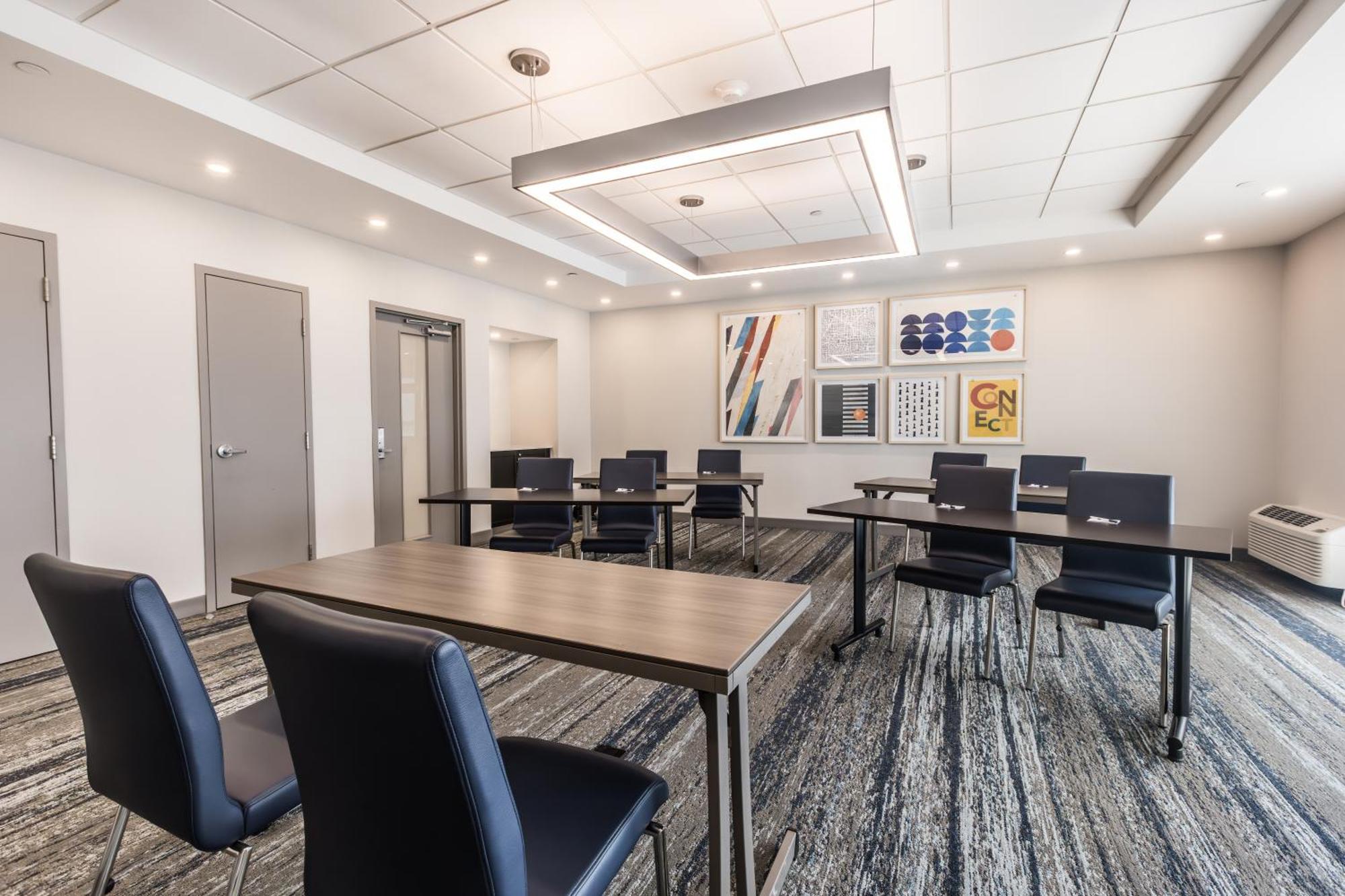 Express Toronto-north York By Ihg Hotel