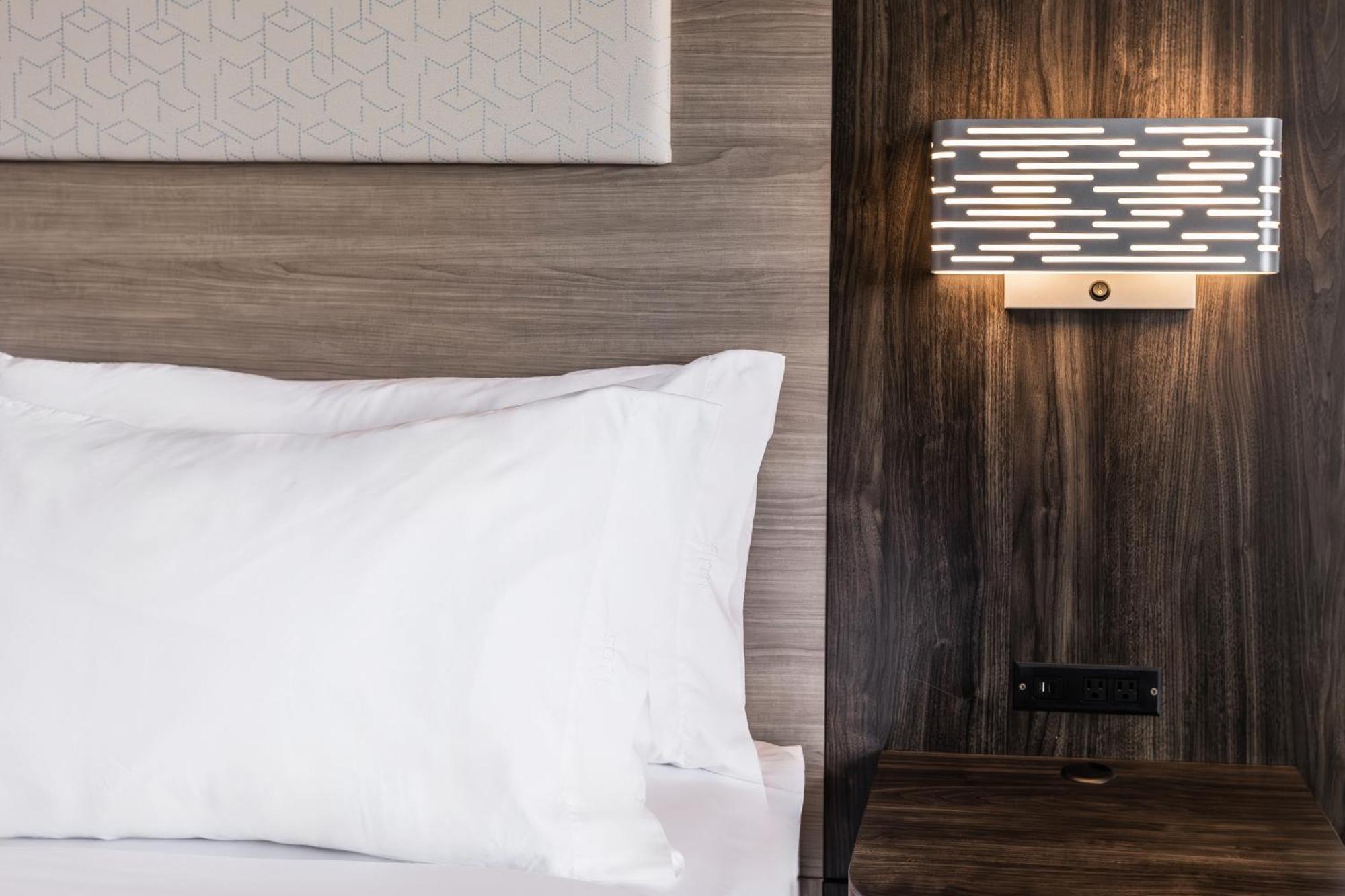 Express Toronto-north York By Ihg 3* Toronto