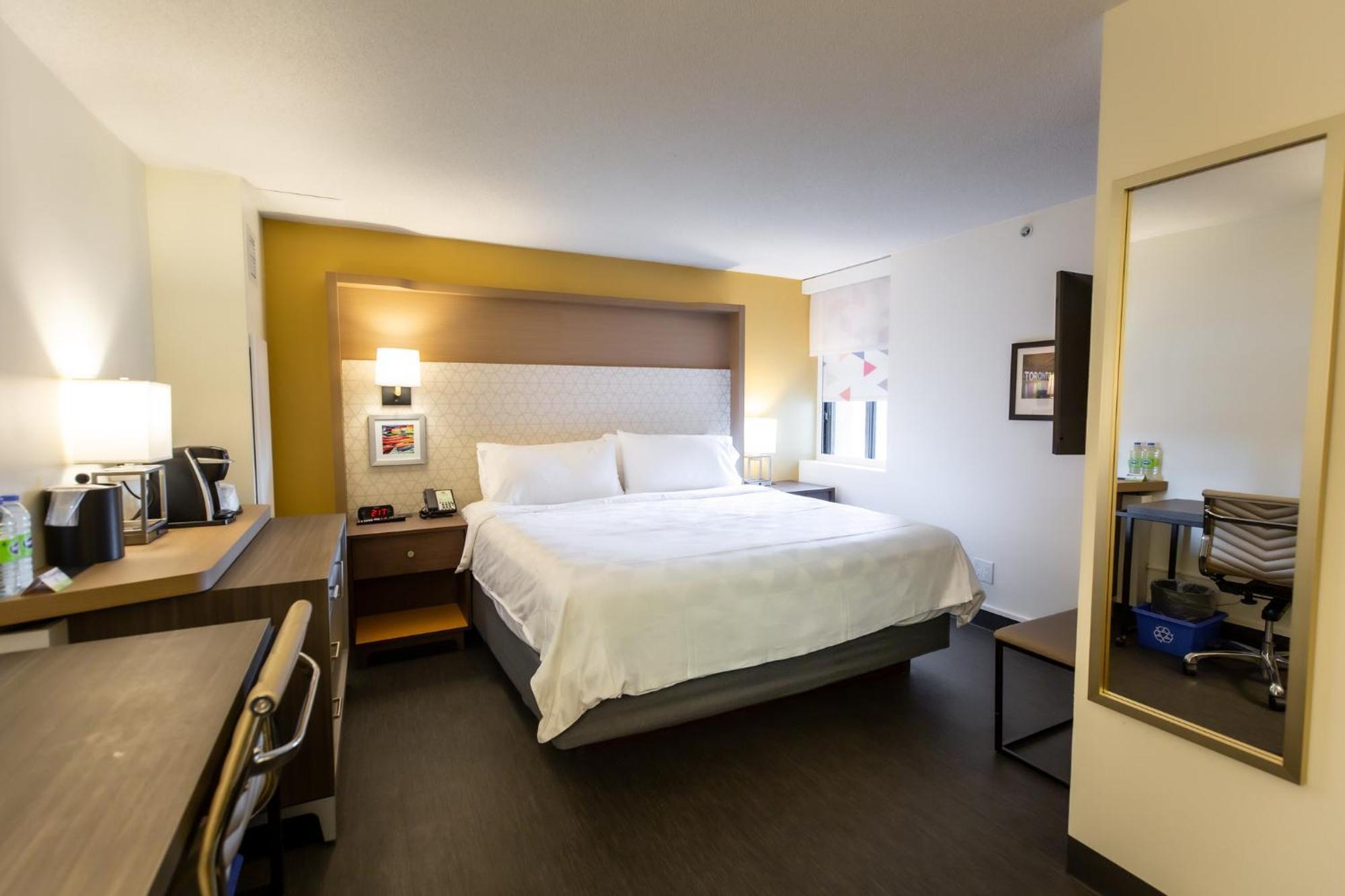 Downtown Centre By Ihg Hotel 4*