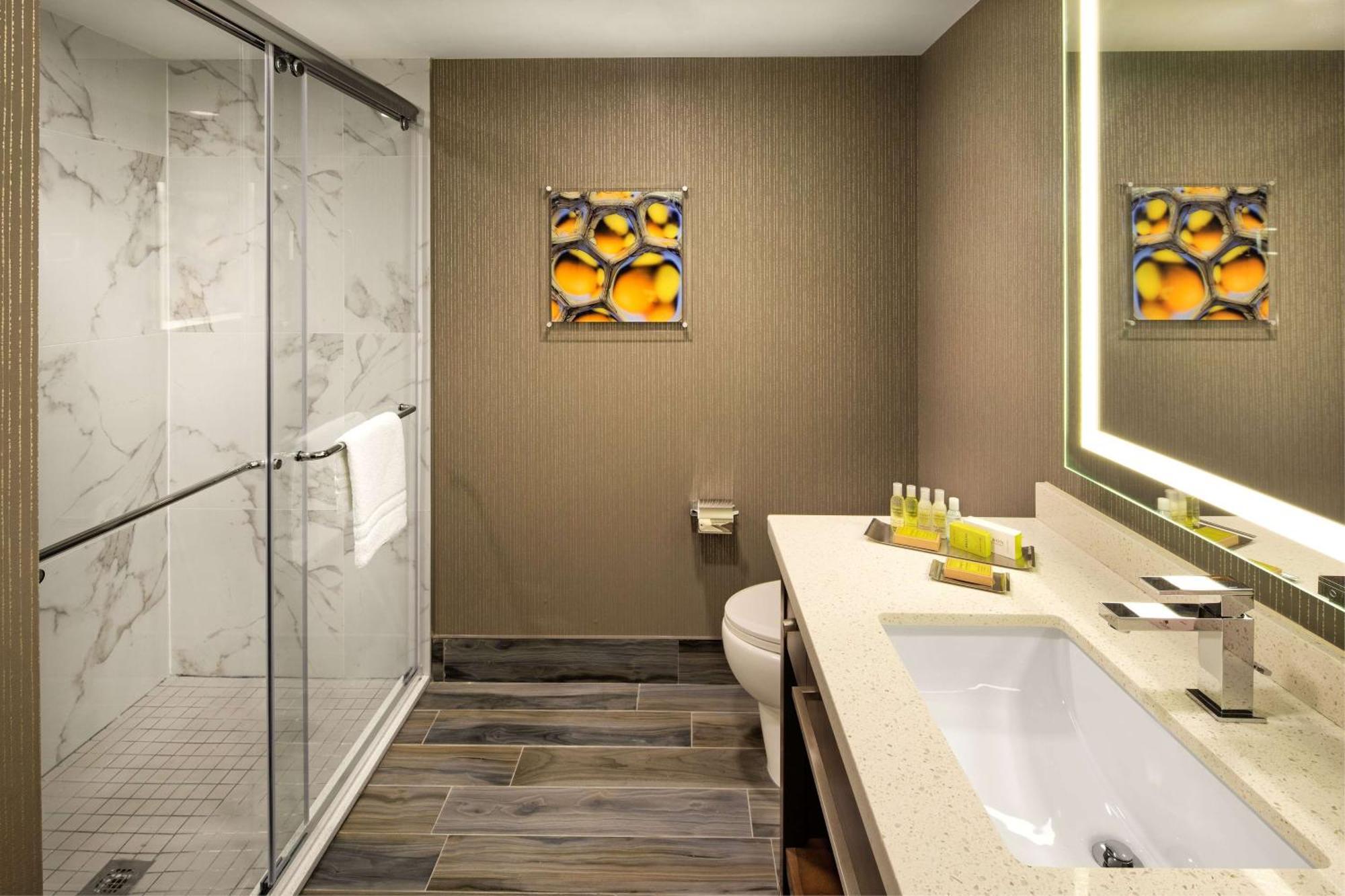 Doubletree By Hilton Airport, On 4* Toronto