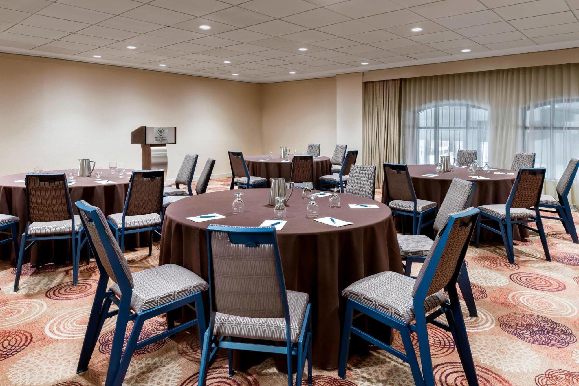 Sheraton Centre 4* Toronto