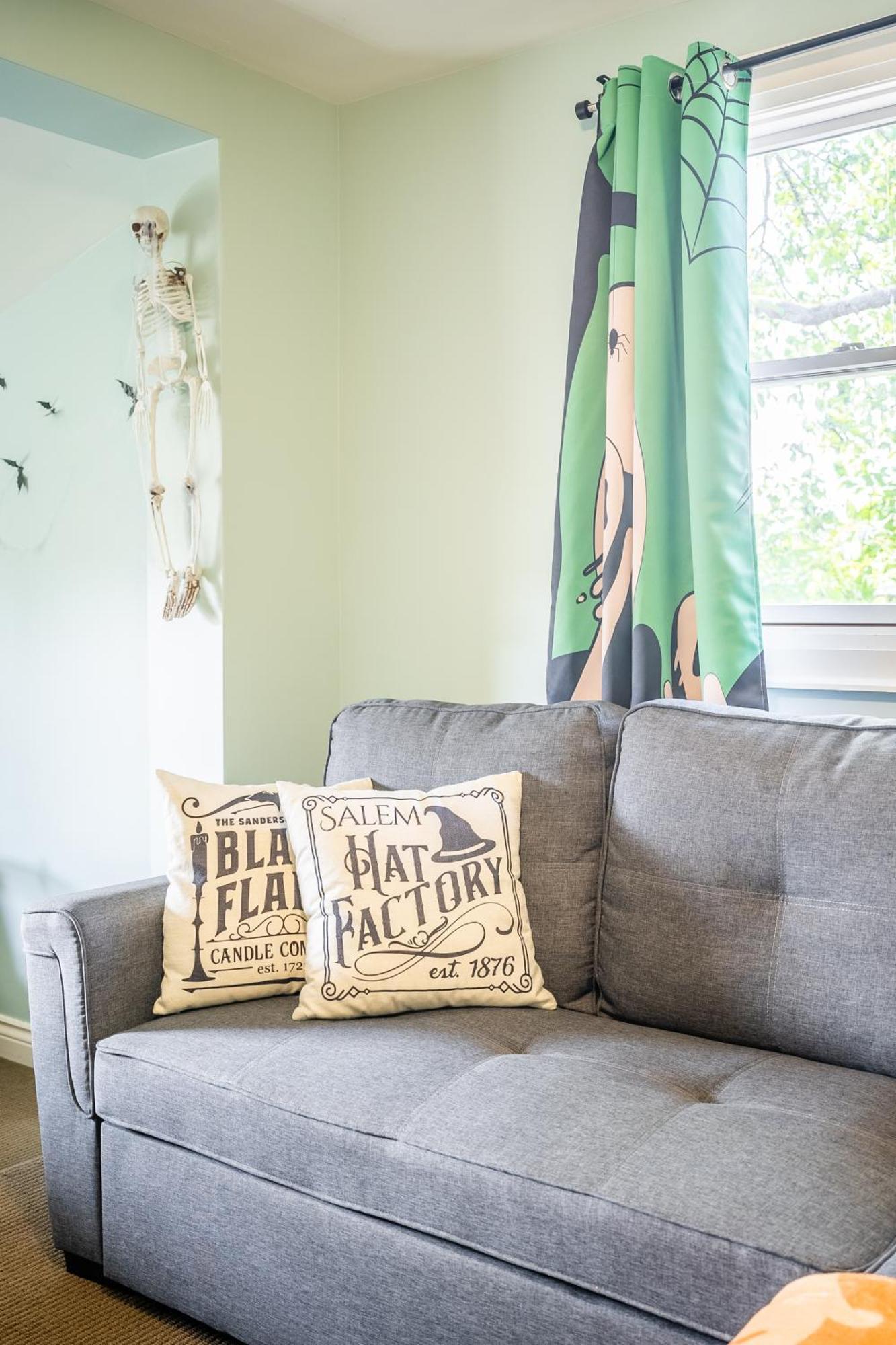 Cozy 5 Bedroom House In Downtown By Globalstay Guest house *