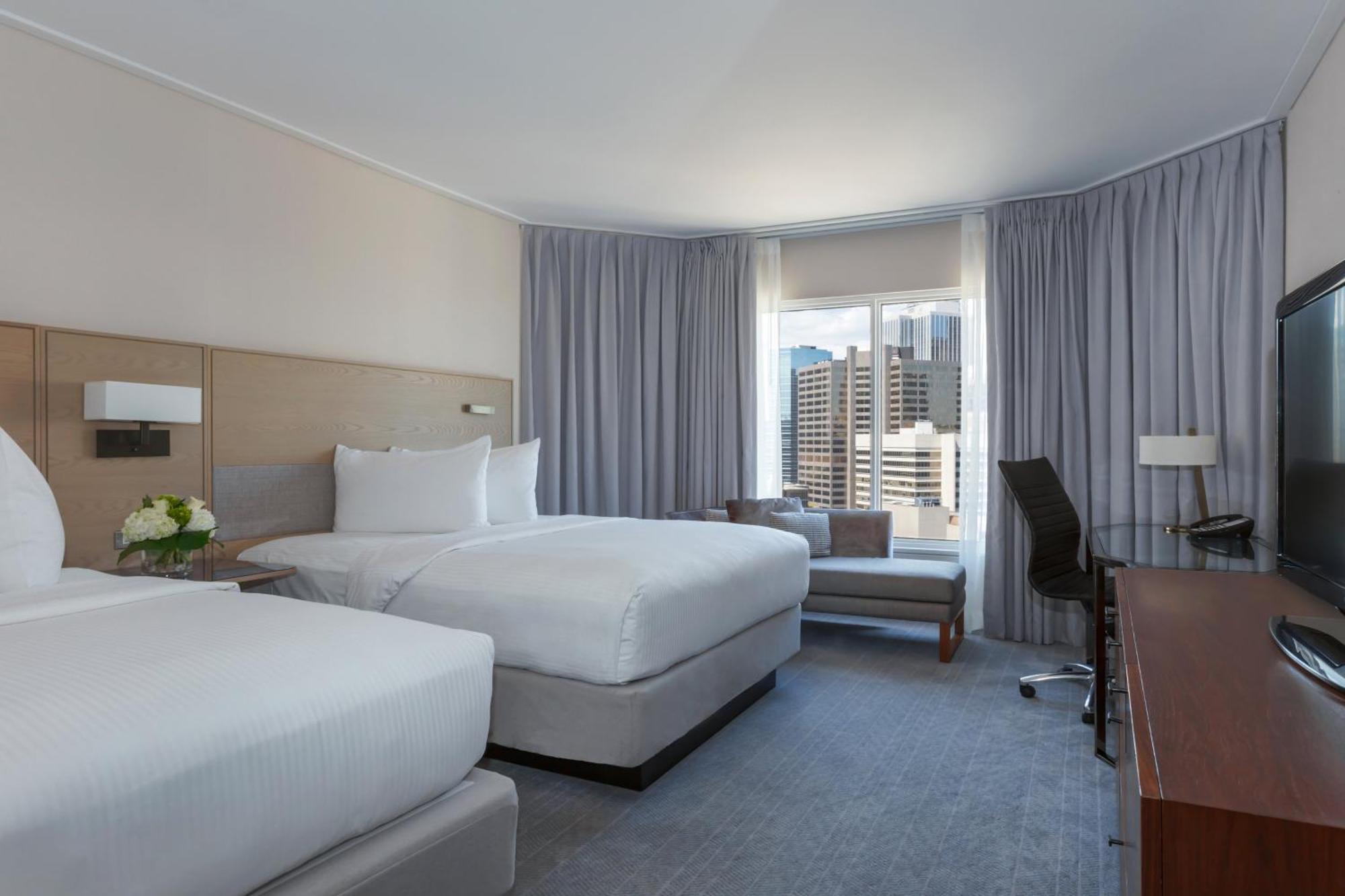 Intercontinental Centre By Ihg Hotel 4*