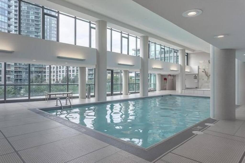Luxury With Private Terrace Downtown Toronto