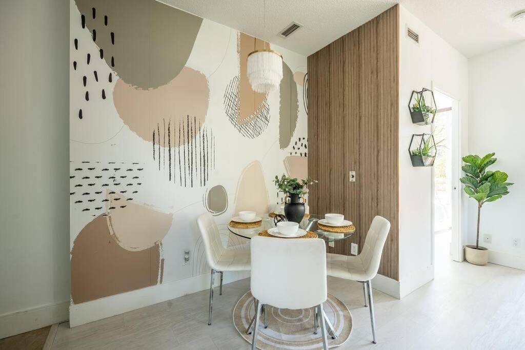 Luxury With Private Terrace Downtown *