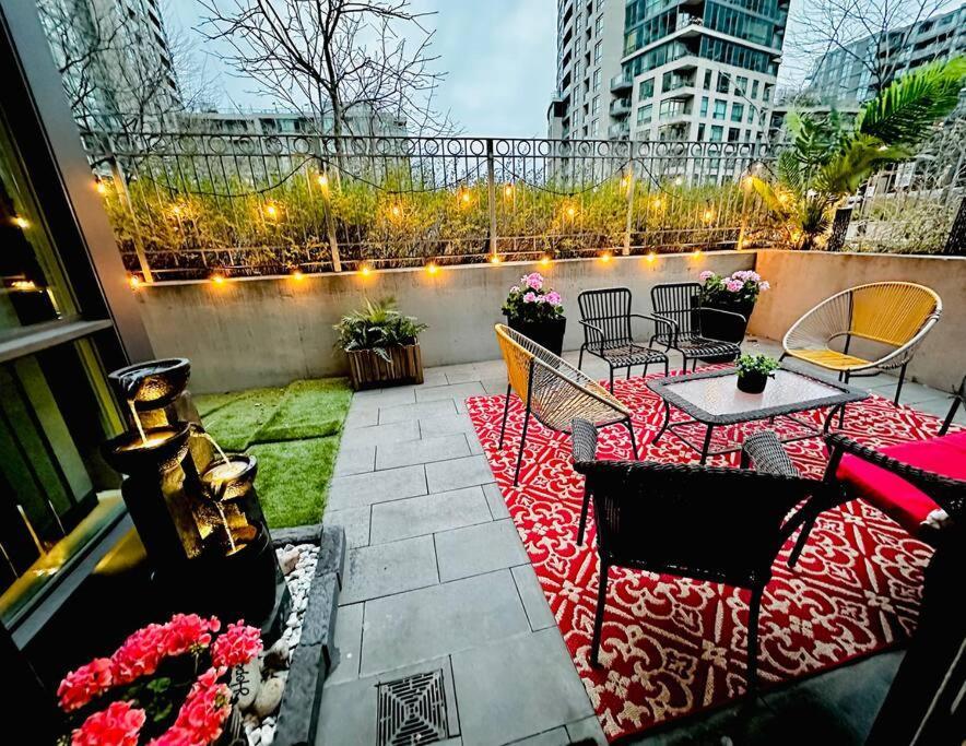Luxury With Private Terrace Downtown Apartment Toronto
