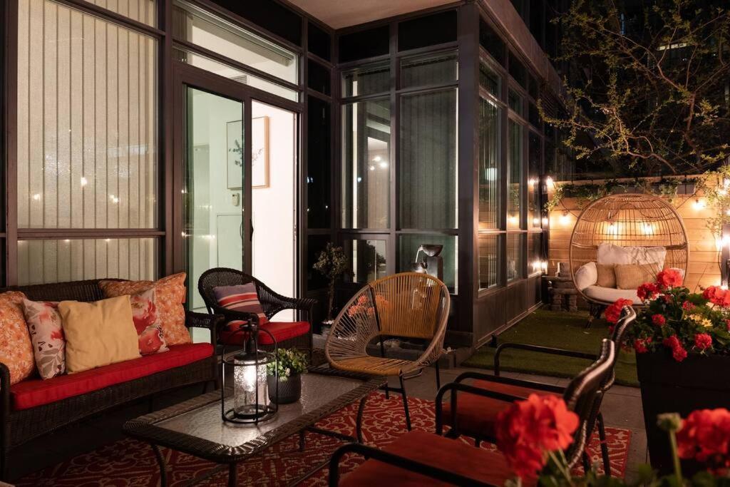 Luxury With Private Terrace Downtown *