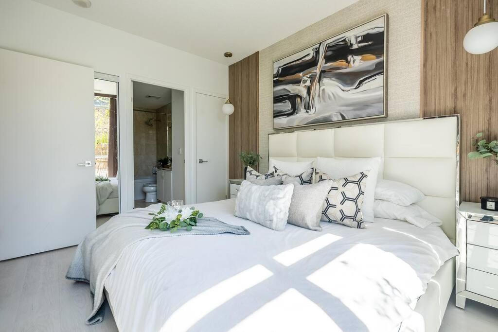 Luxury With Private Terrace Downtown Apartment