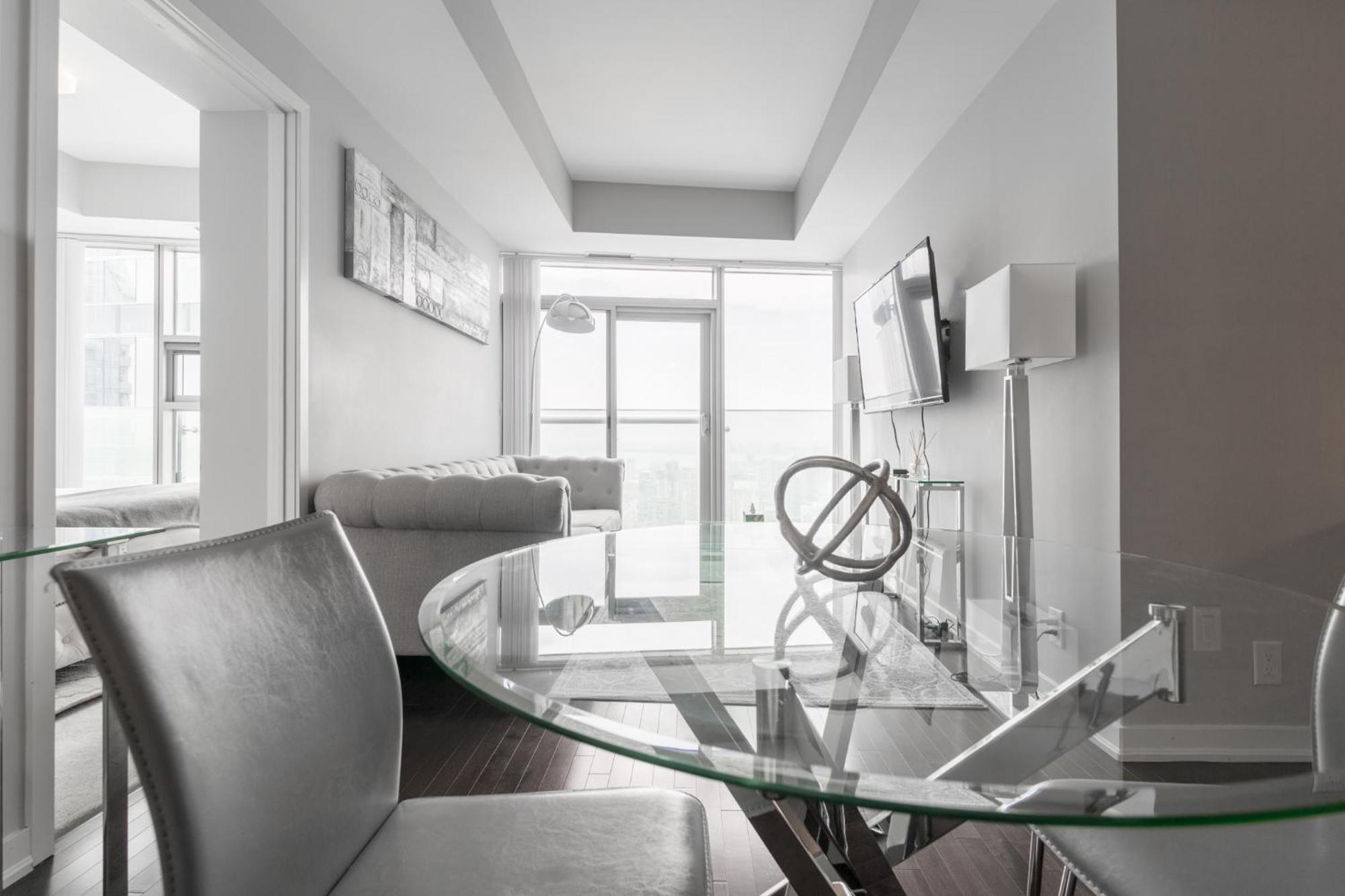 Mmg Executive - Views From The Toronto