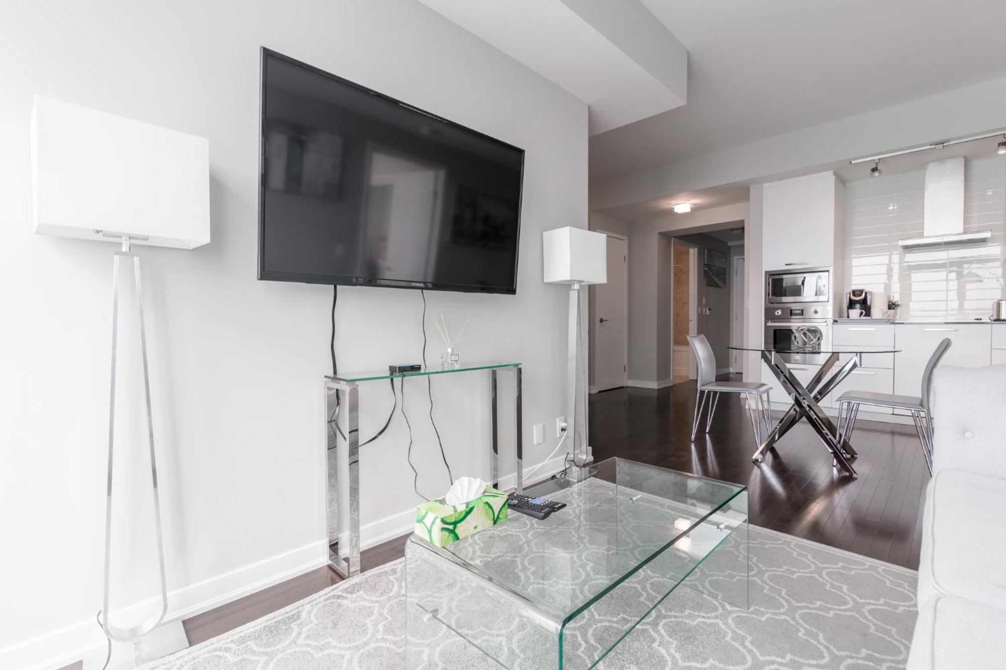 Apartment Mmg Executive - Views From The Toronto