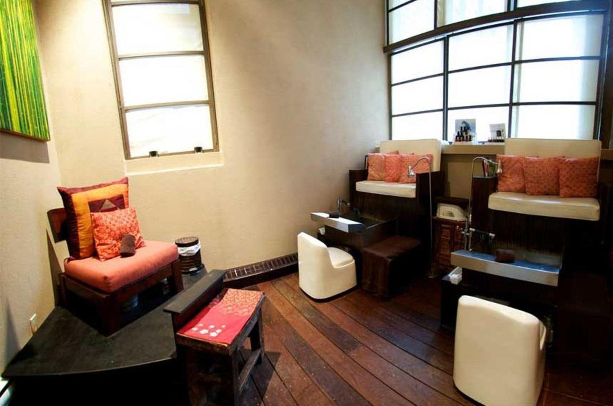 Executive Cosmopolitan 4*