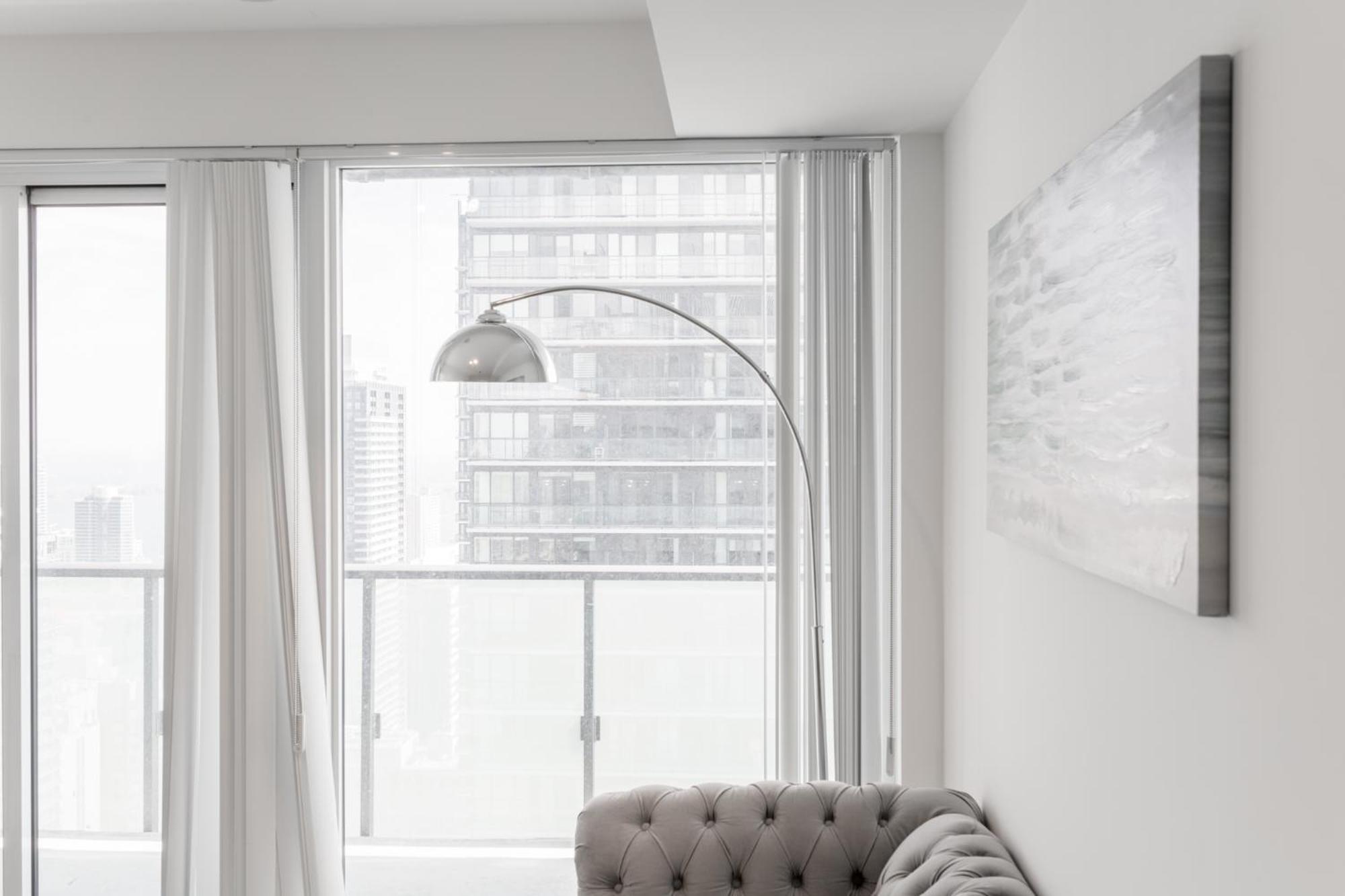 Premium 39th Fl - City View Apartment