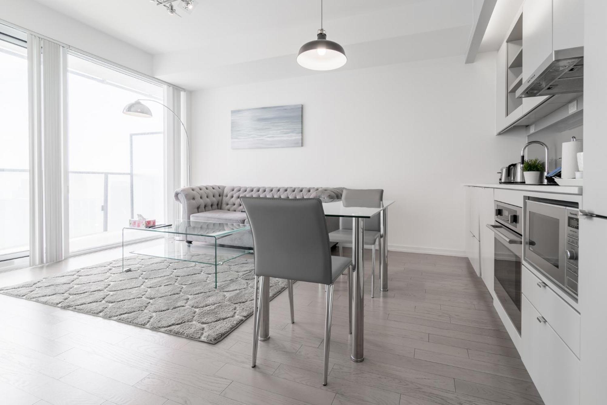 Premium 39th Fl - City View Apartment Toronto