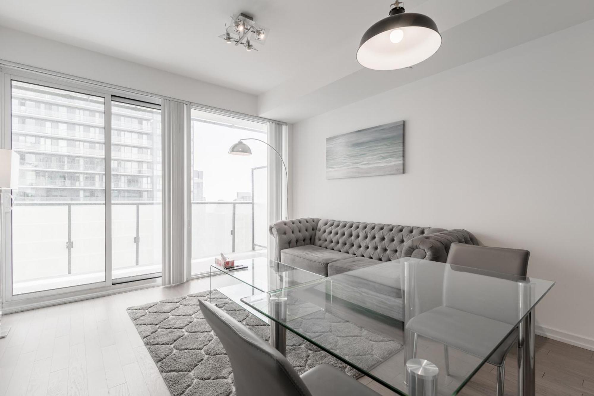 Premium 39th Fl - City View Apartment