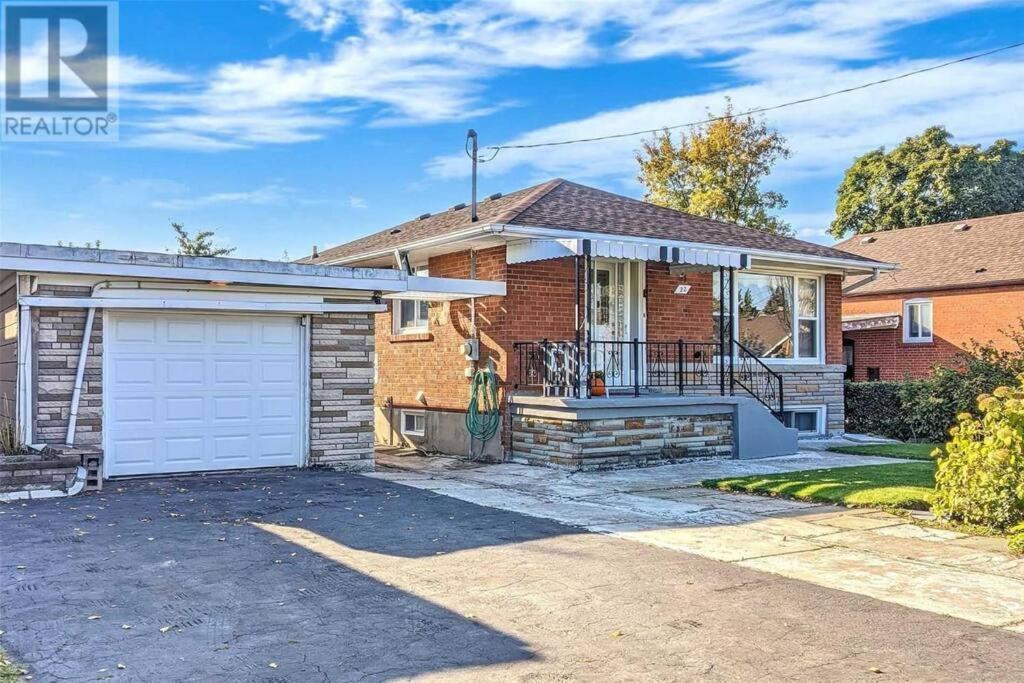 25 Minutes To Downtown Apartment *