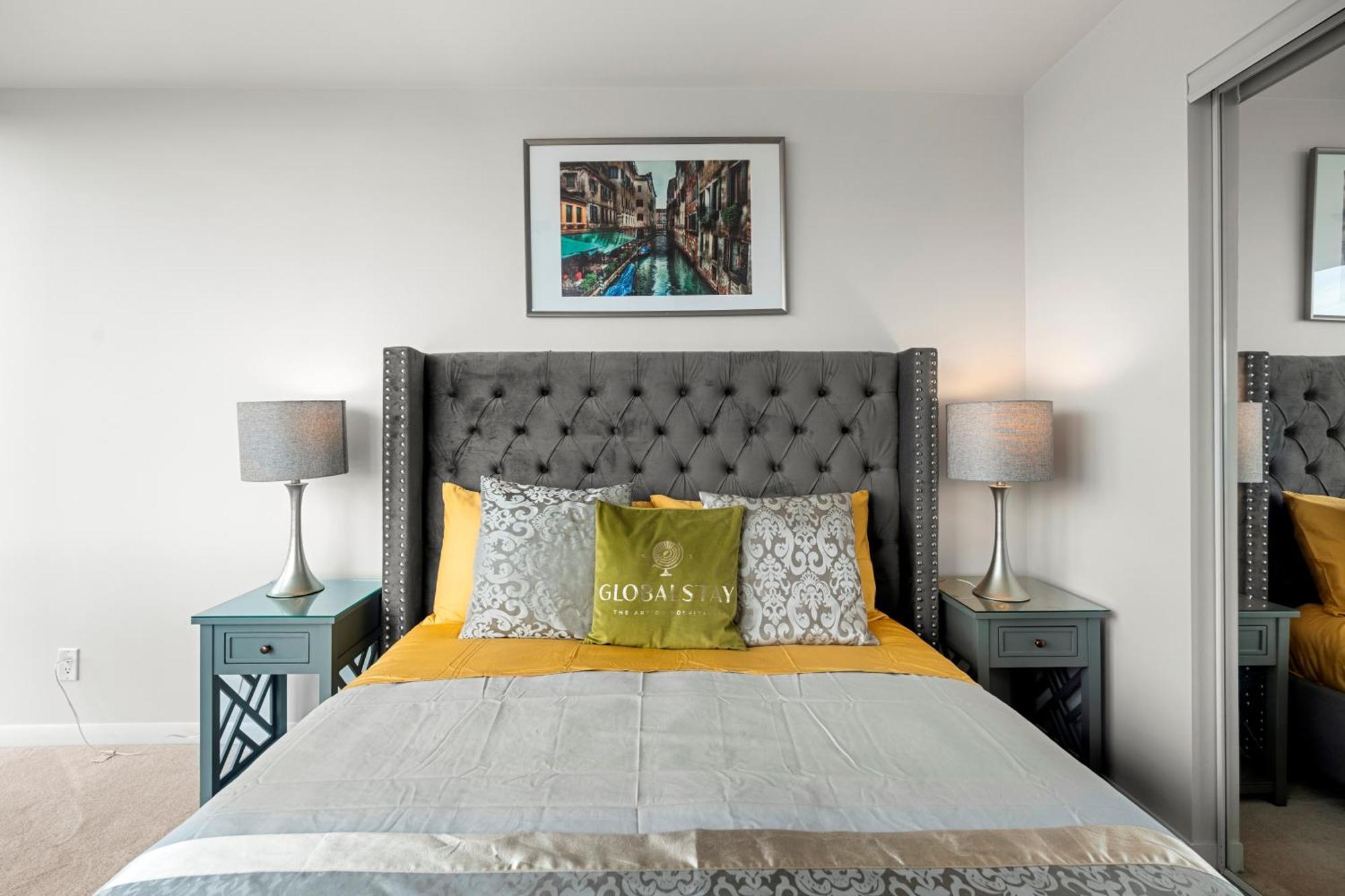 Apartment Globalstay. Burano In Downtown