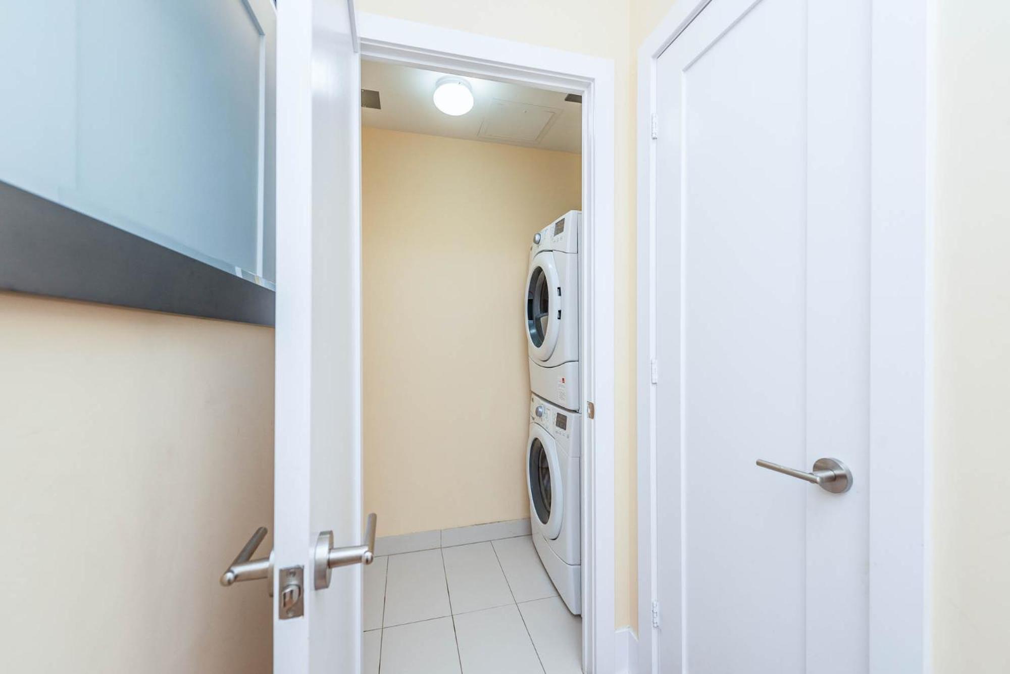 Planurstay - Ideal 2br & 2bth - 300 Front Street West Apartment Toronto