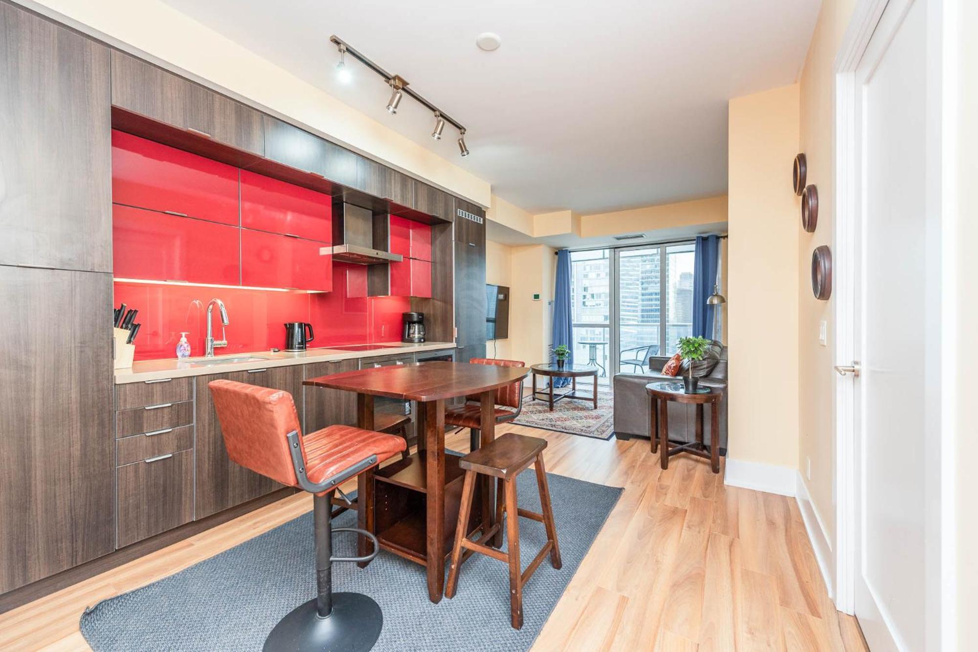 Planurstay - Ideal 2br & 2bth - 300 Front Street West