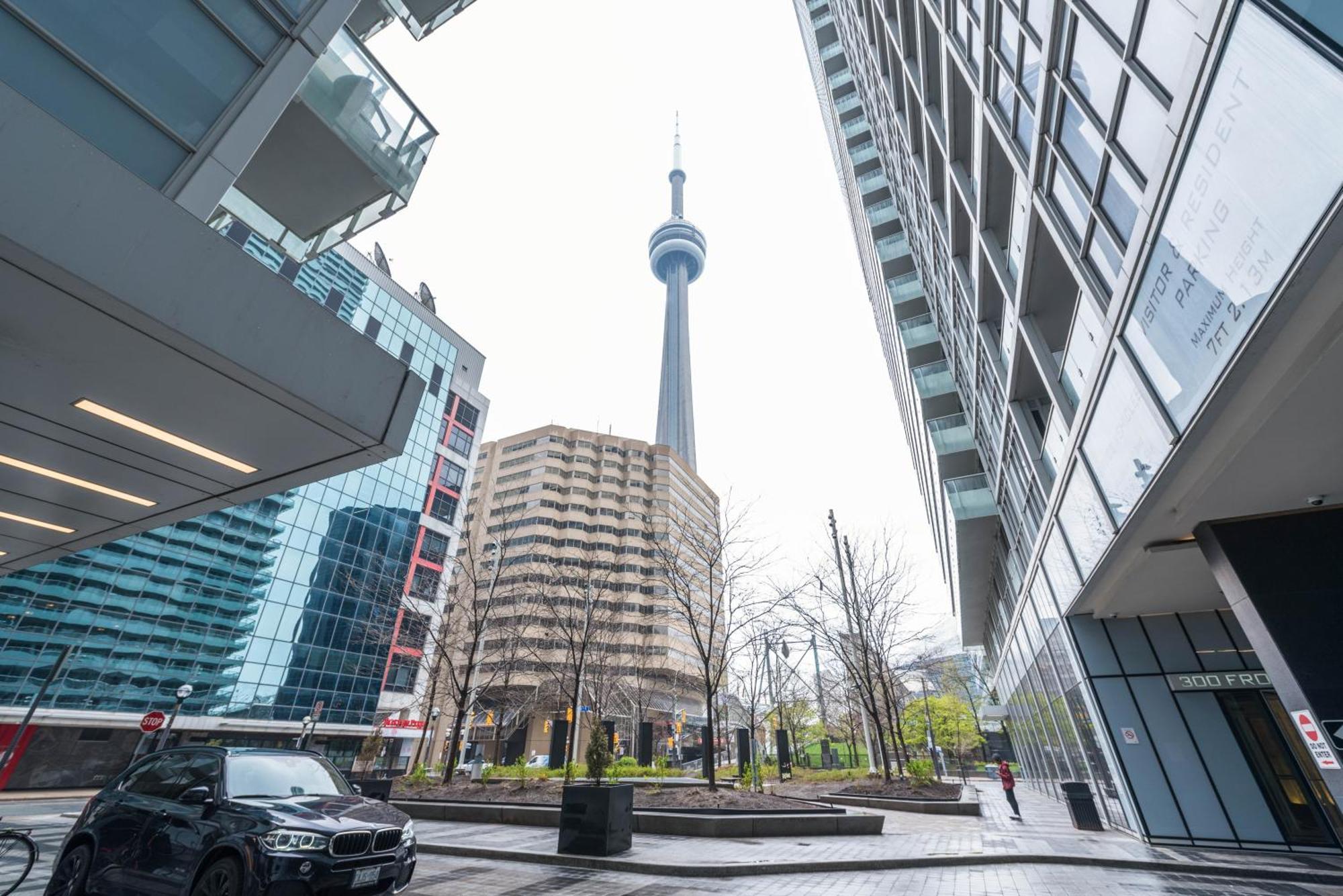 Planurstay - Ideal 2br & 2bth - 300 Front Street West