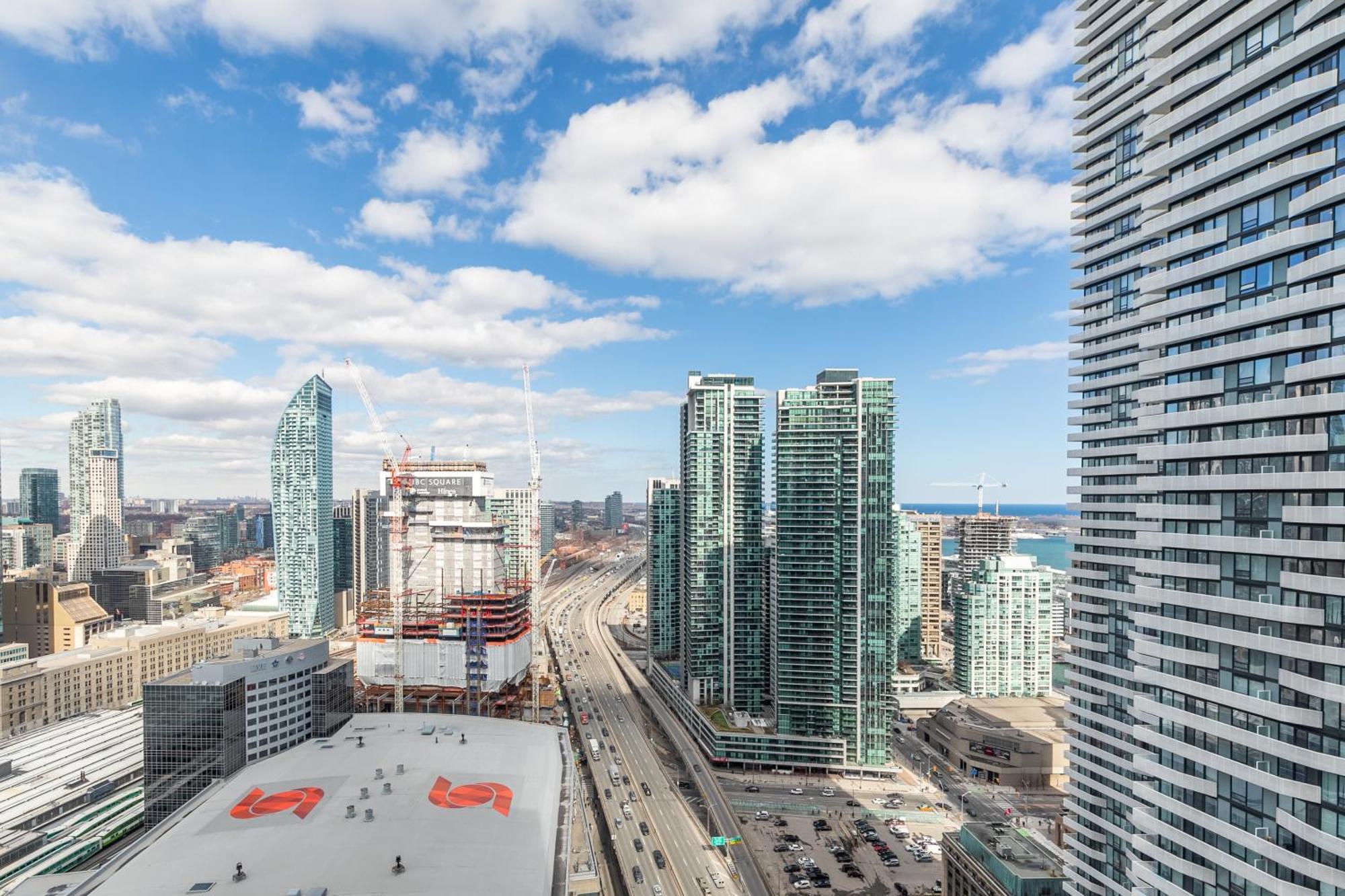 Globalstay Maple Leaf Square Apartment *