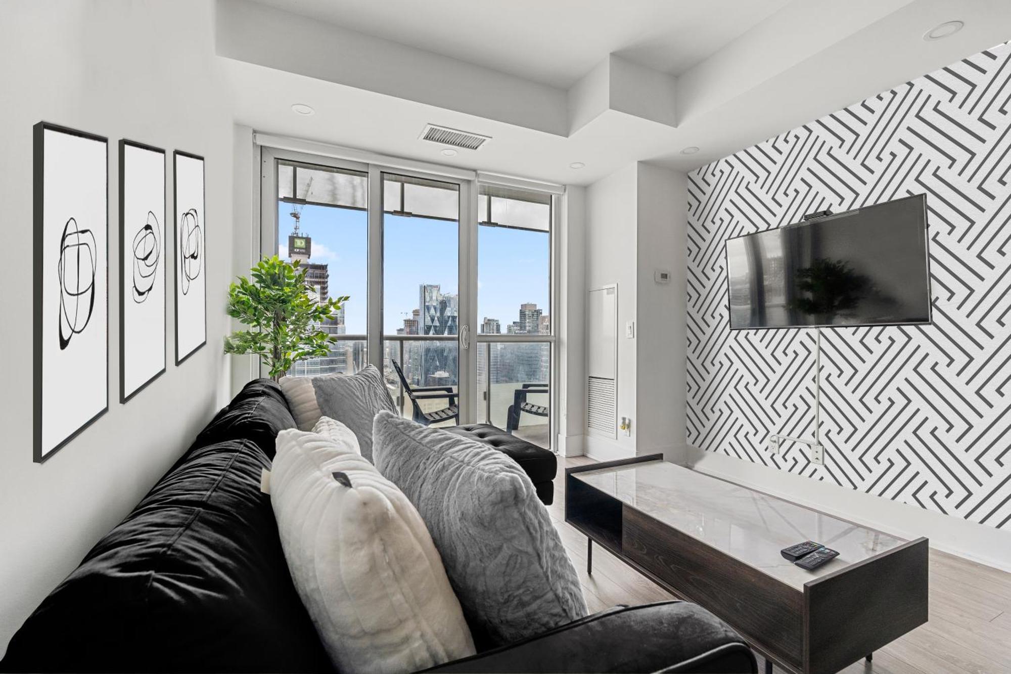 Luxury 2br Downtown Facing Cn Tower Apartment Toronto