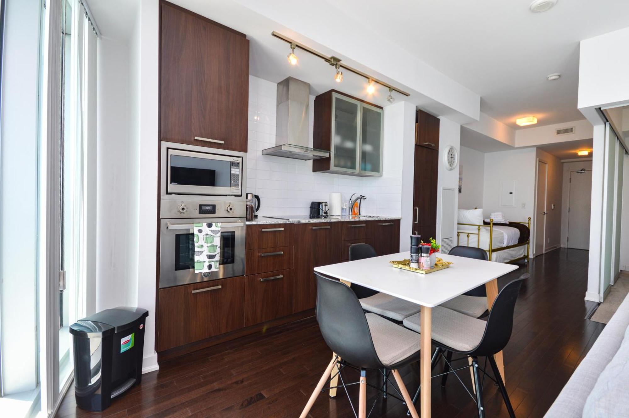 Apartment Downtown Scotiabank Arena, Metro Convention Centre