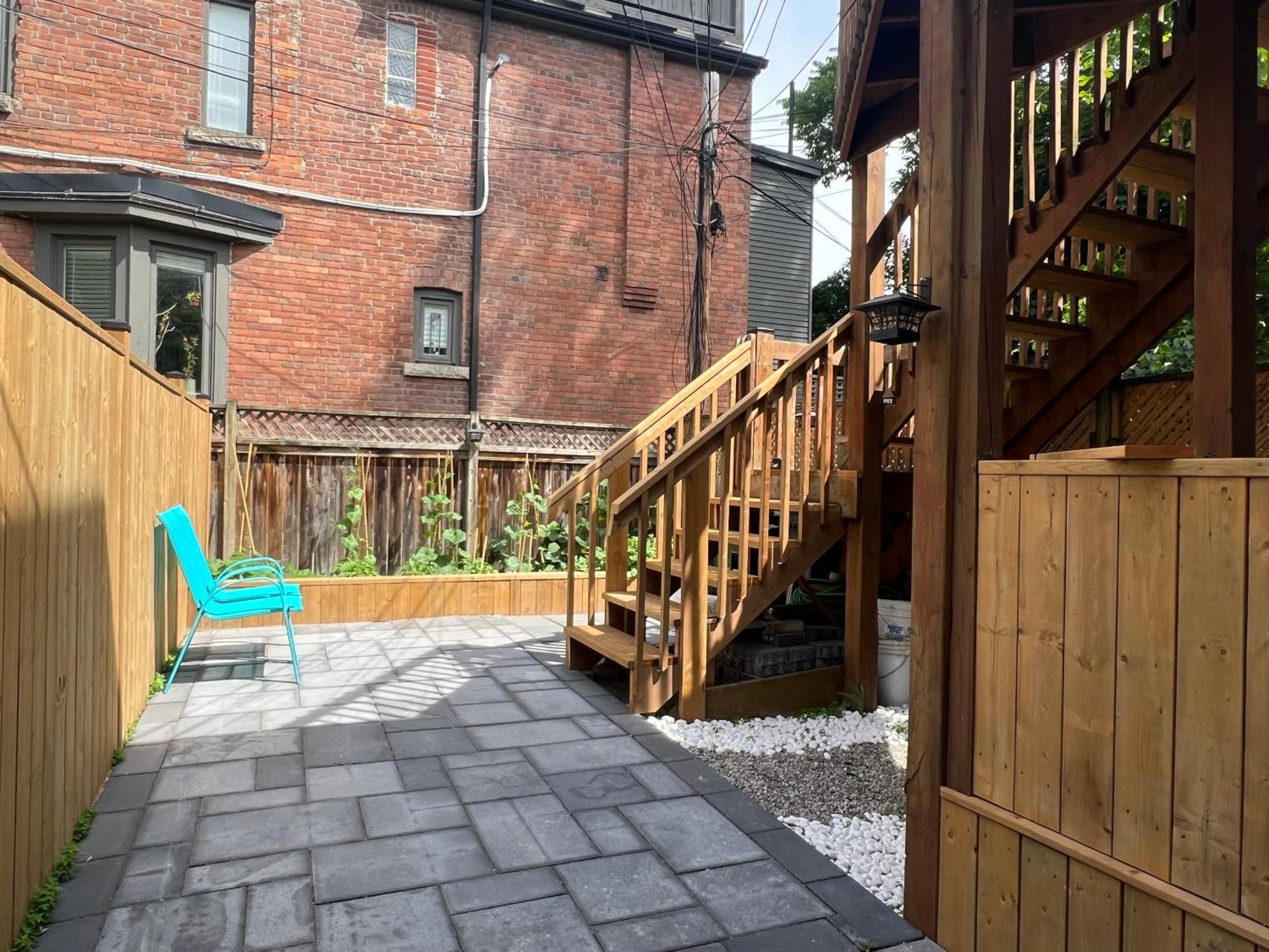 Captain House Homestay Toronto