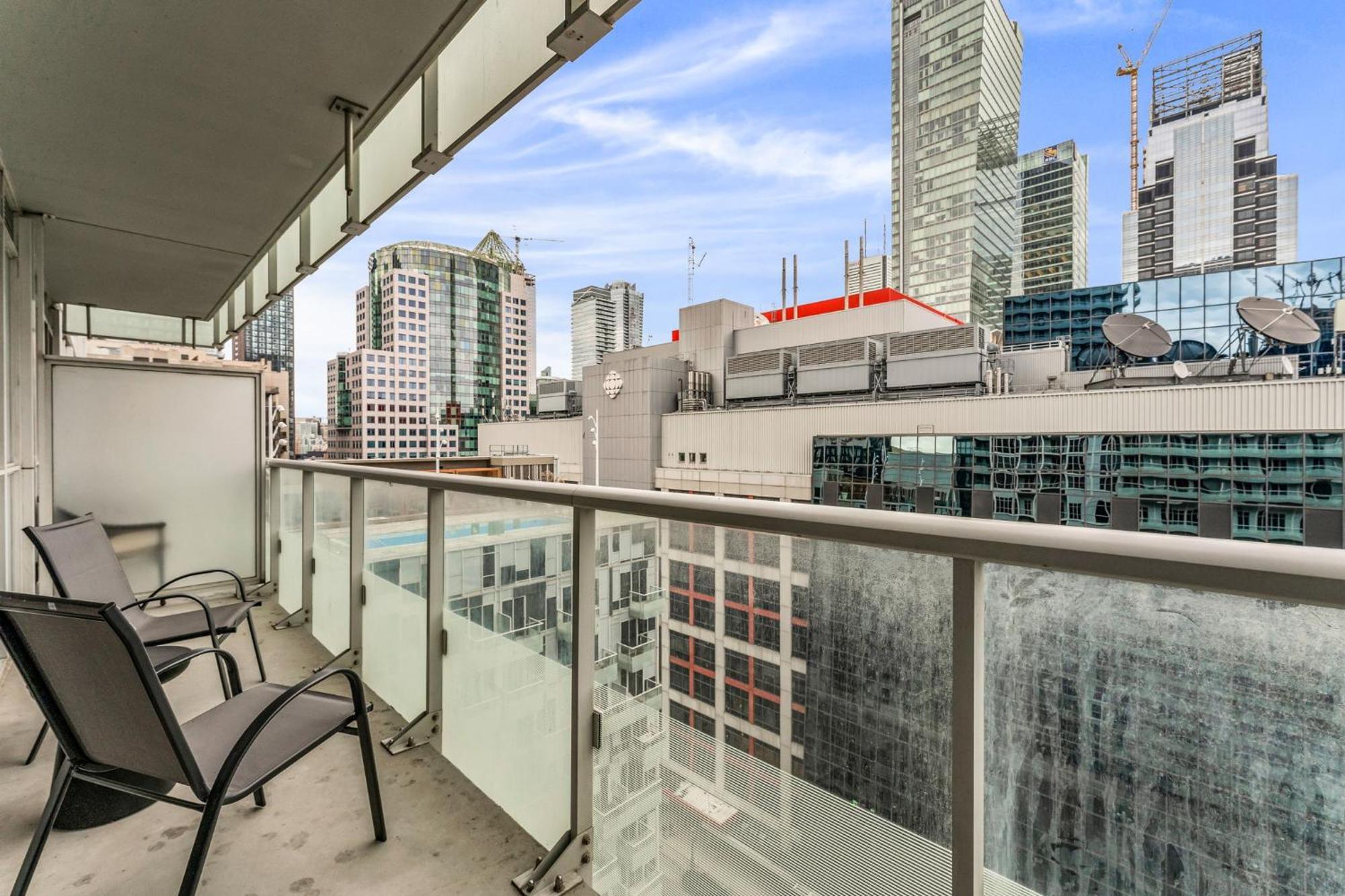 Apartment Estate 1 Bedroom Front Street West *