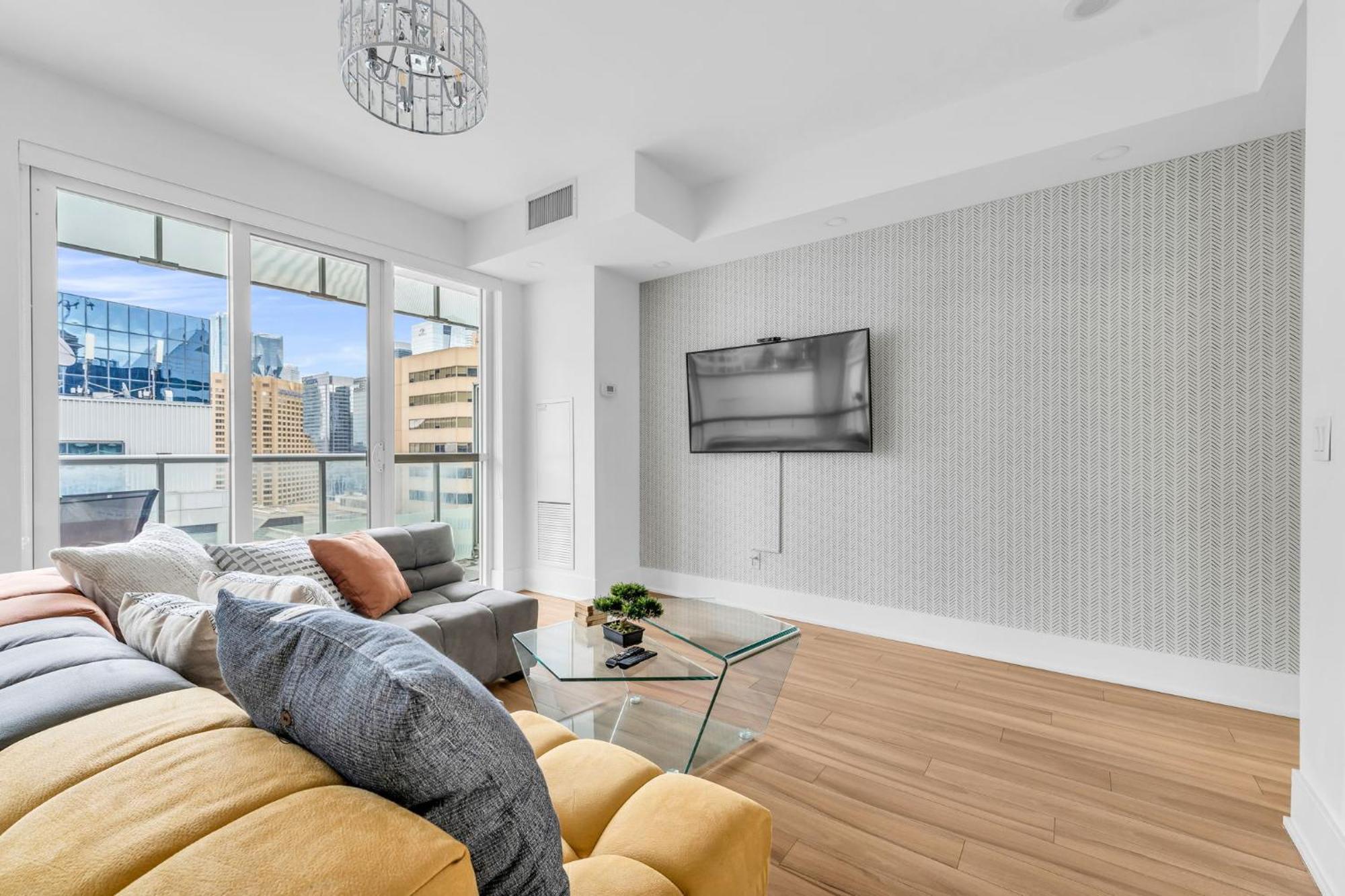 Apartment Estate 1 Bedroom Front Street West *