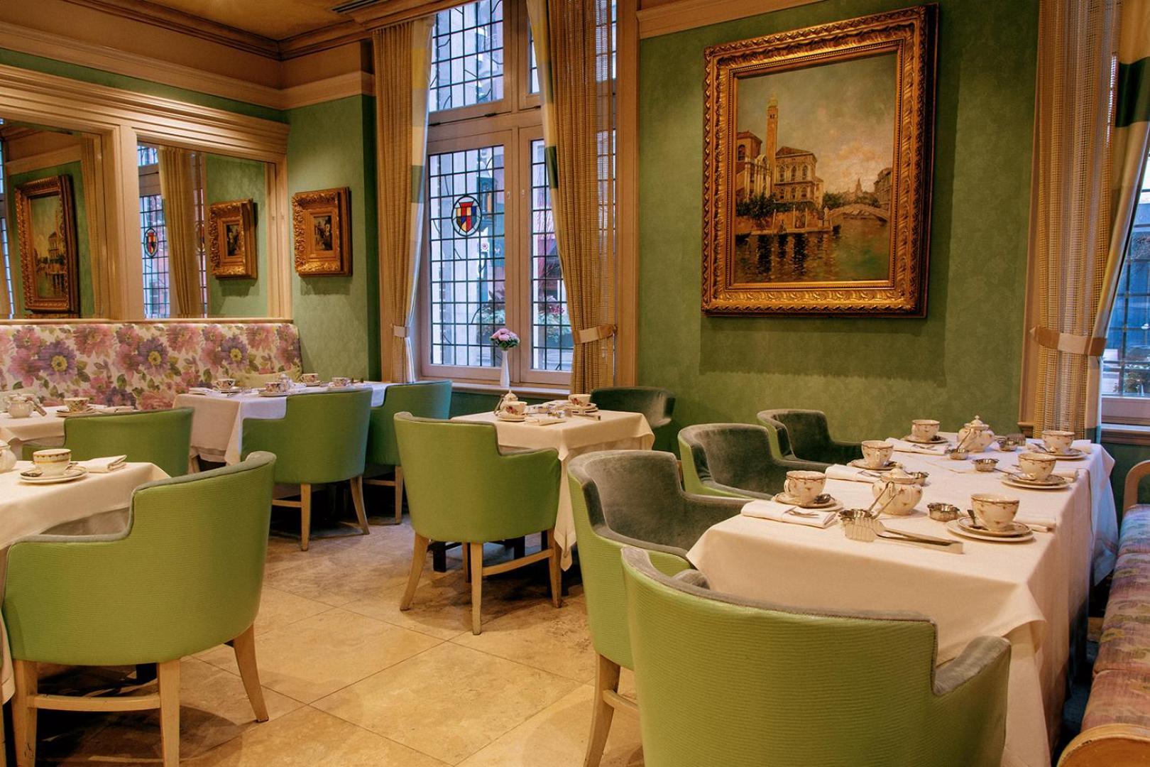 Windsor Arms 5* Toronto