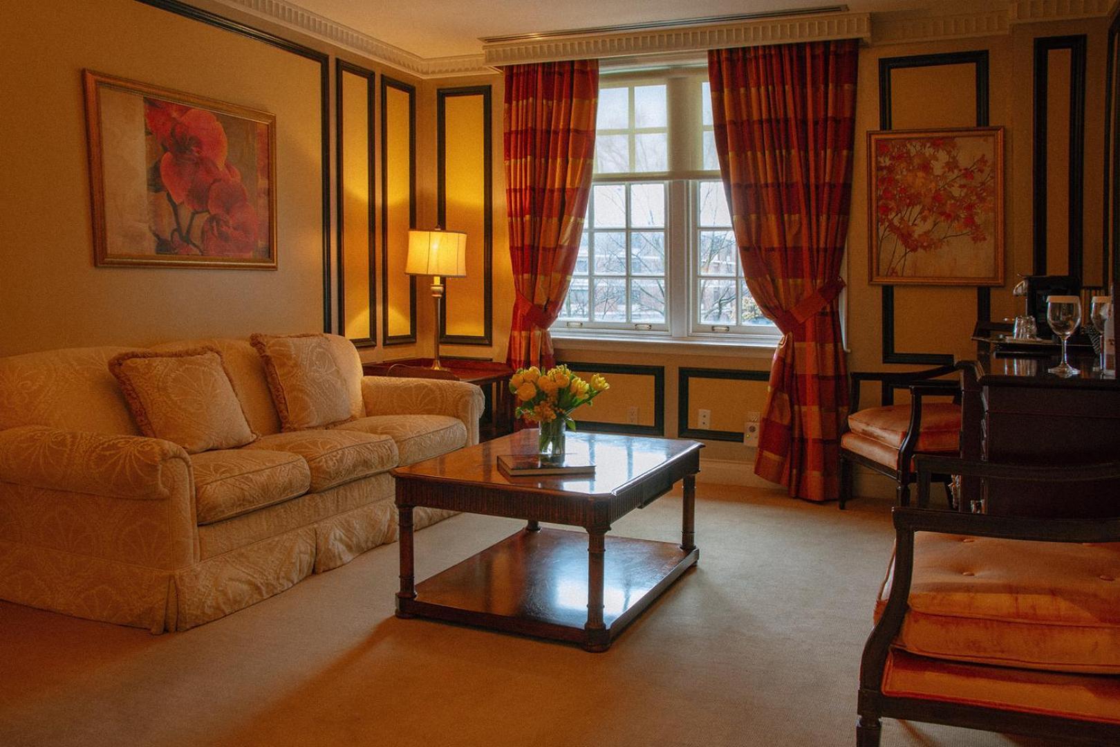 Windsor Arms Toronto