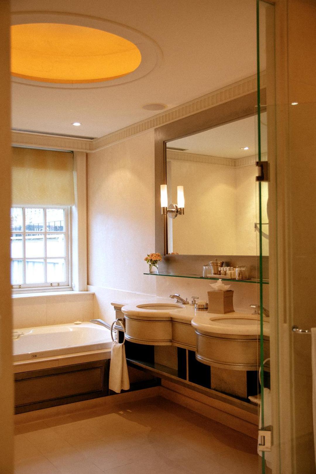 Hotel Windsor Arms 5*