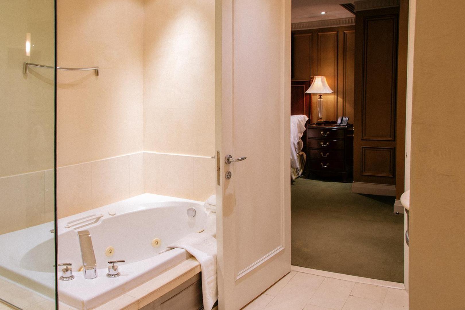 Windsor Arms Hotel Toronto