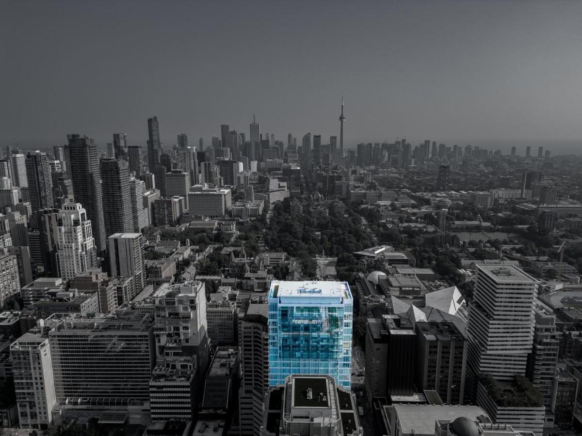 Executive 1 Bedroom Close To Four Seasons Yorkville! Apartment *