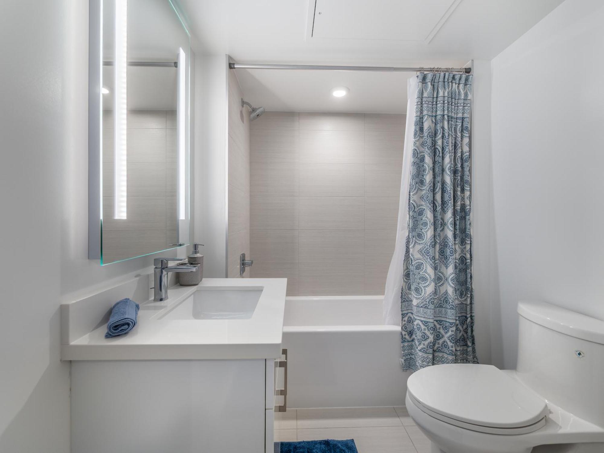 Apartment Designer One Bedroom - Yorkville Toronto