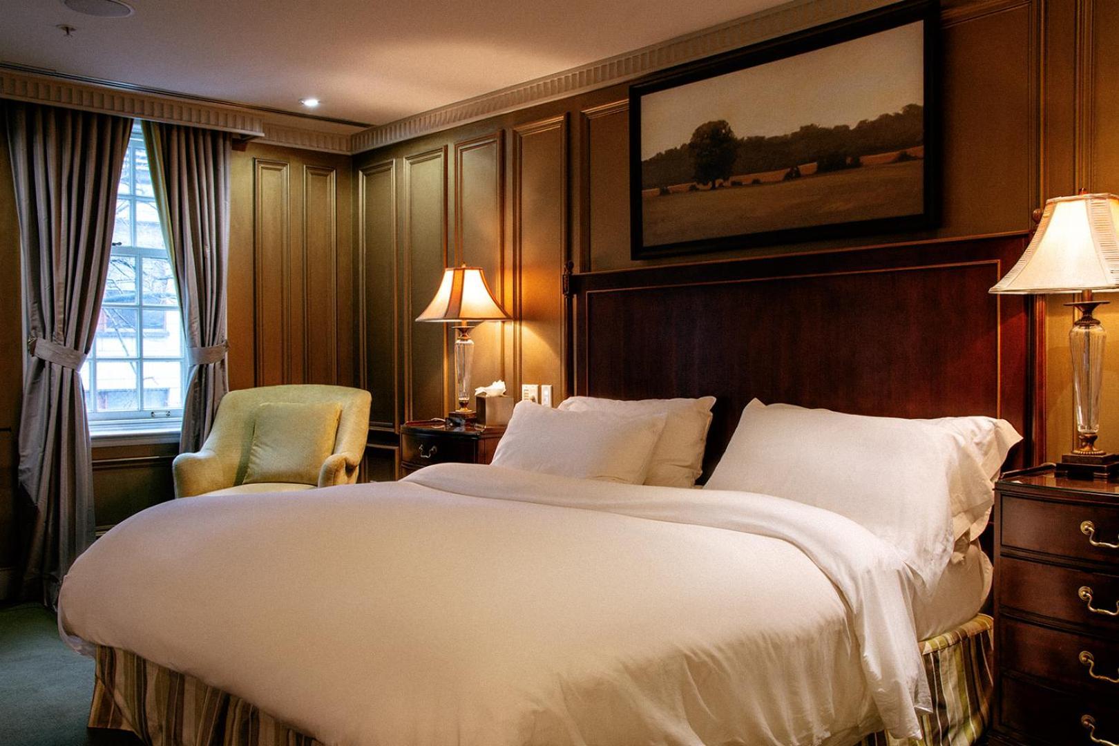 Windsor Arms Hotel Toronto