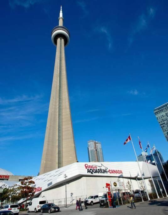 Stylish Downtown Near Cn Tower - Free Parking Toronto