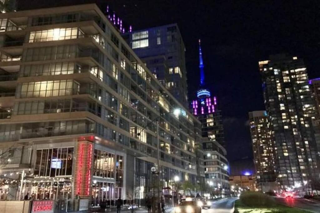 Stylish Downtown Near Cn Tower - Free Parking *