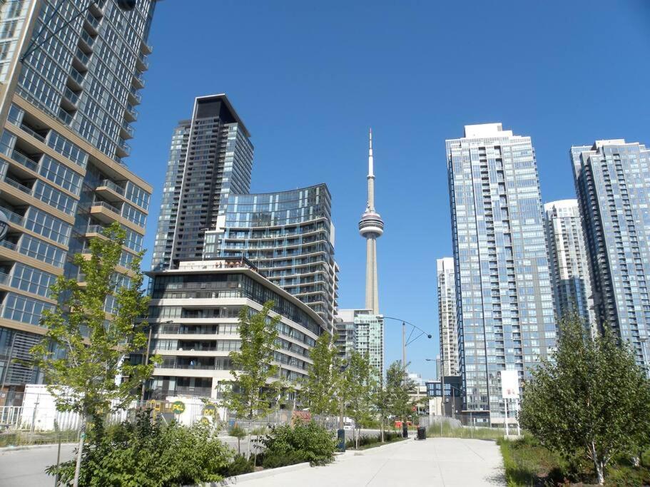 Apartment Stylish Downtown Near Cn Tower - Free Parking Toronto