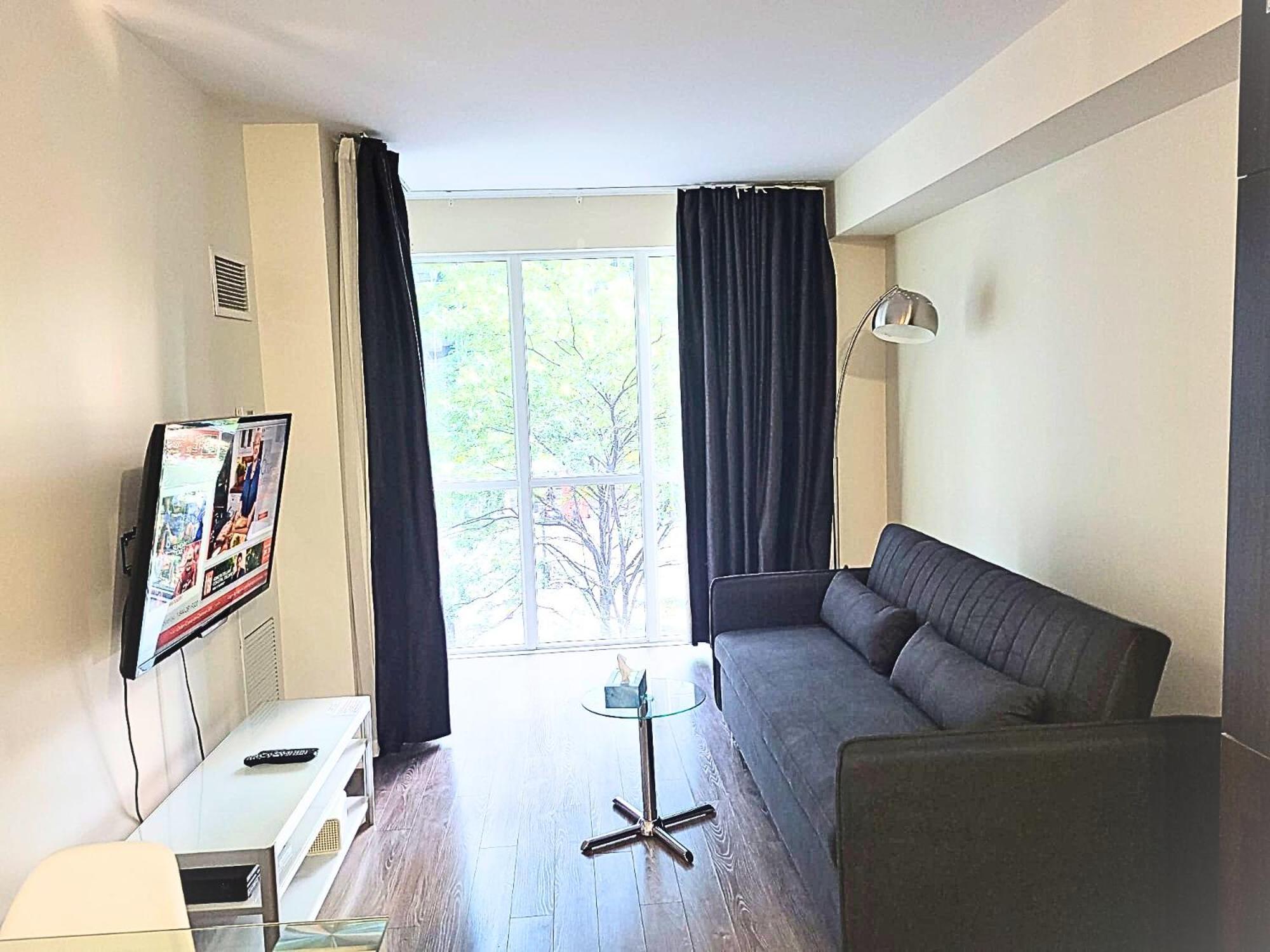 Luxury 2 & 3 Bedroom Downtown