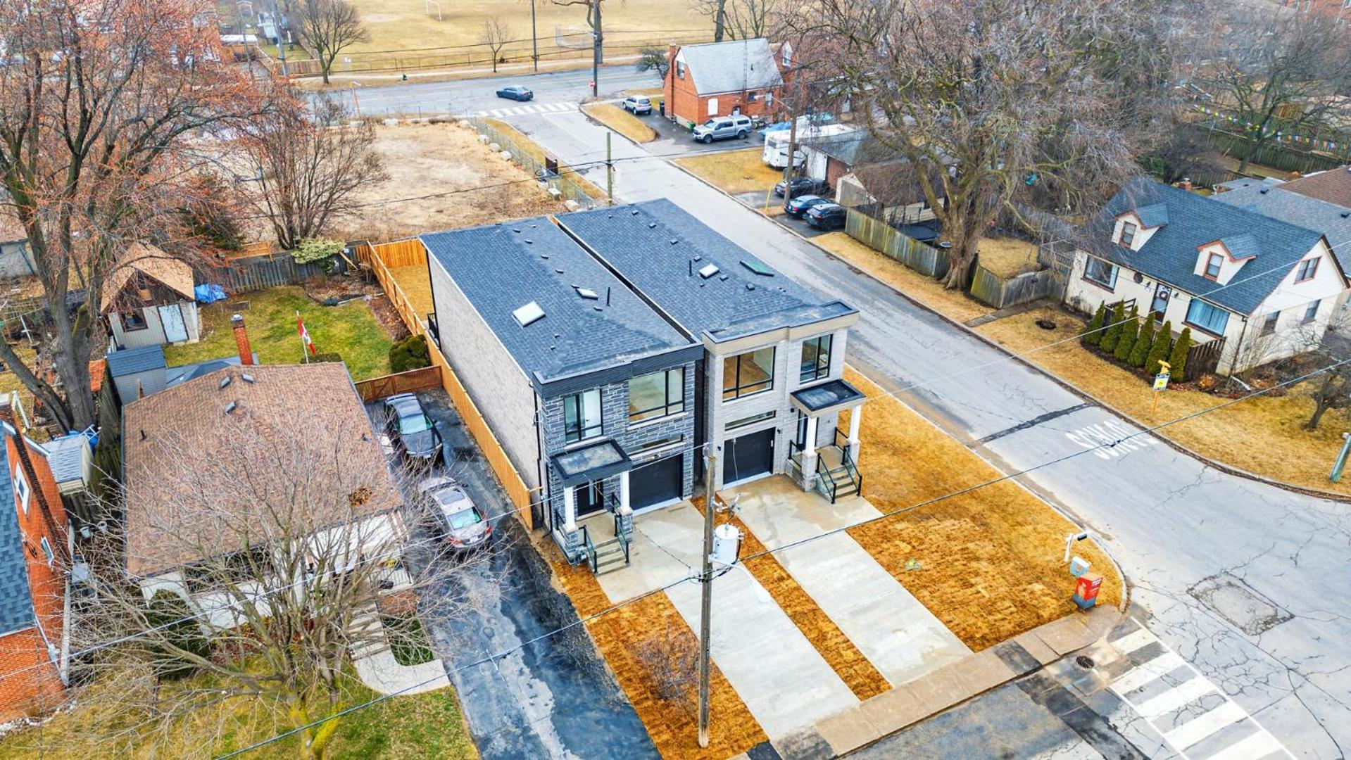 Villa Luxury Duplex House In Scarborough *