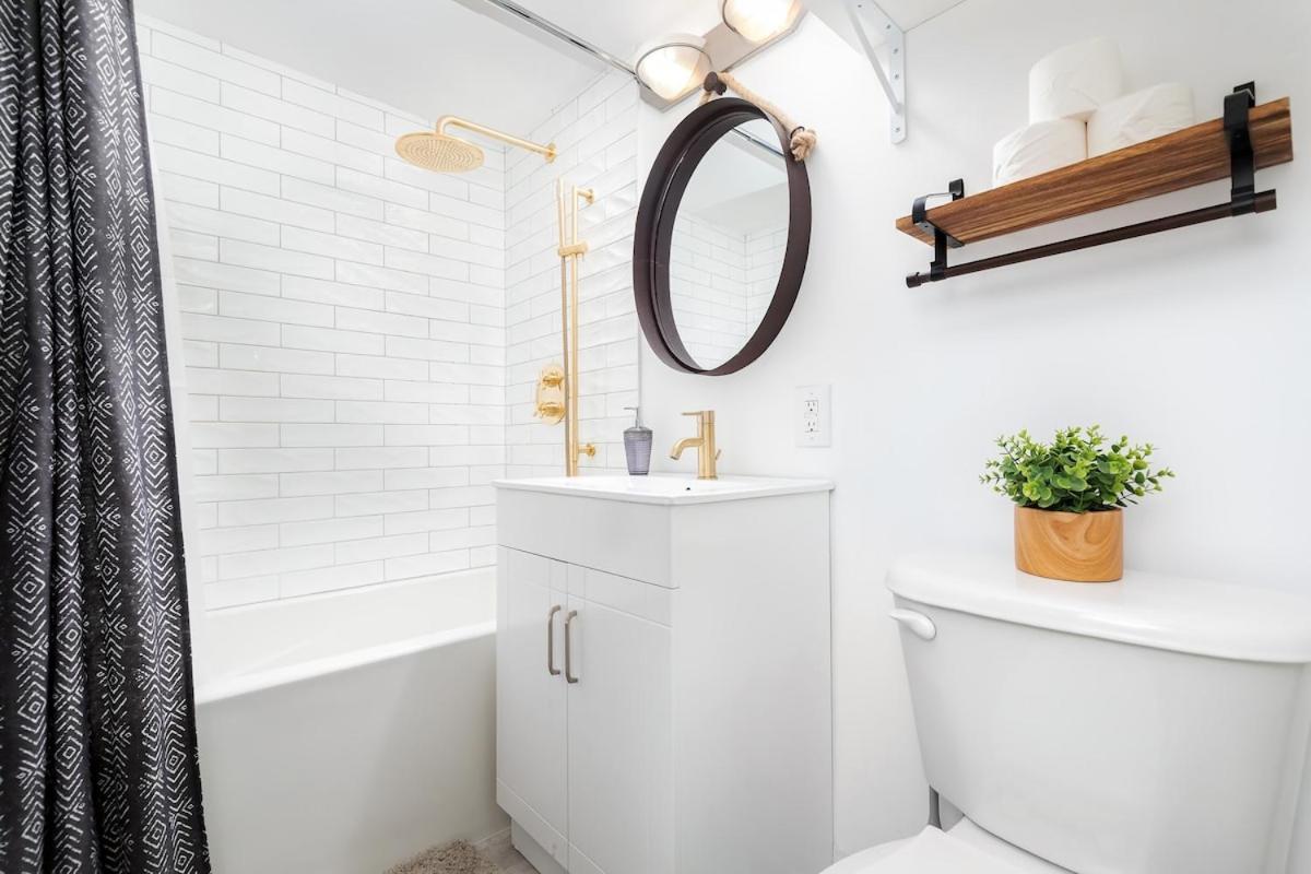 Stylish 1bd In Liberty 5 Min Uber To Cn Tower * Toronto